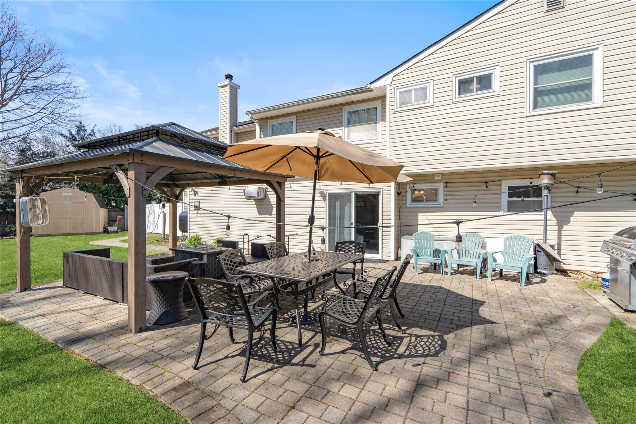 Single Family Mary Lu  Suffolk County, NY 11742, MLS-840993-38