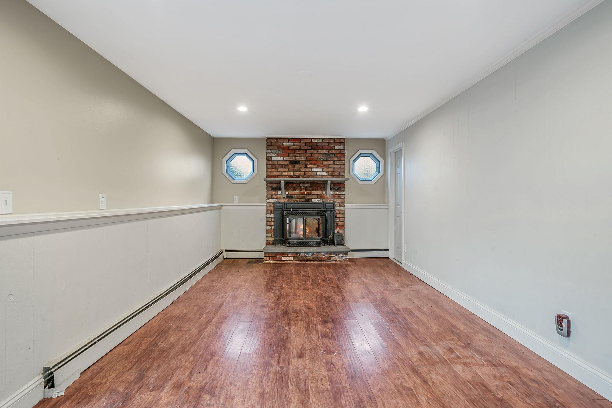 Single Family Woodlot  Suffolk County, NY 11961, MLS-841023-32