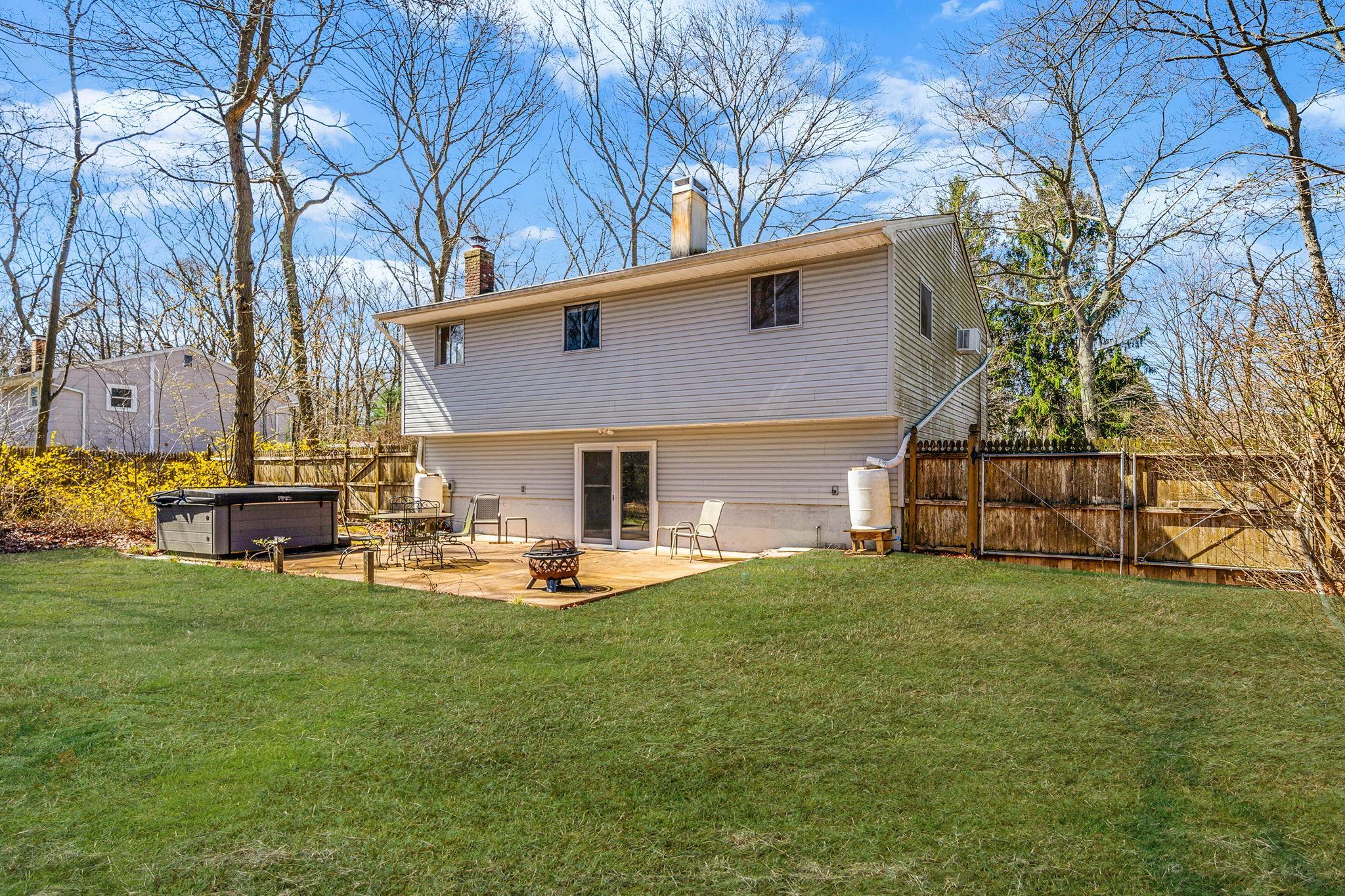 Single Family Woodlot  Suffolk County, NY 11961, MLS-841023-38