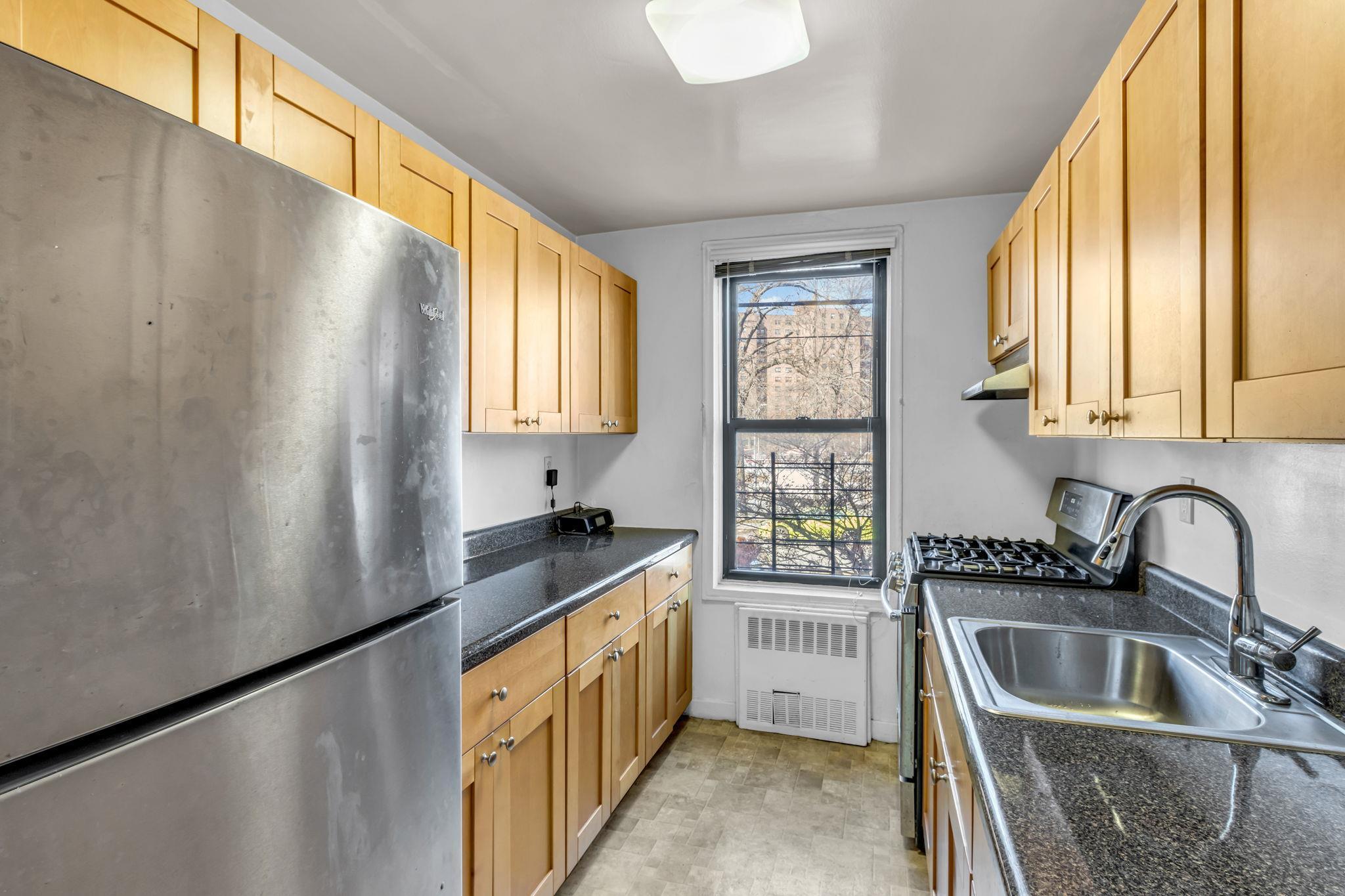 Coop Bailey  Bronx, NY 10463, MLS-841035-10