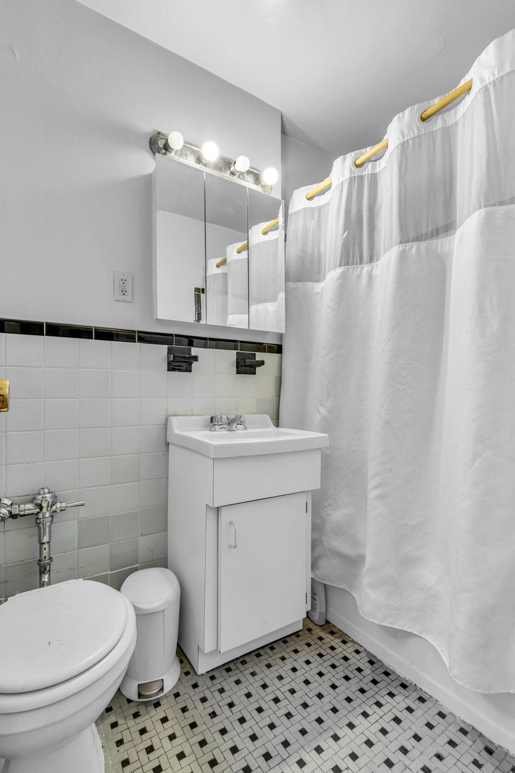 Coop Bailey  Bronx, NY 10463, MLS-841035-12