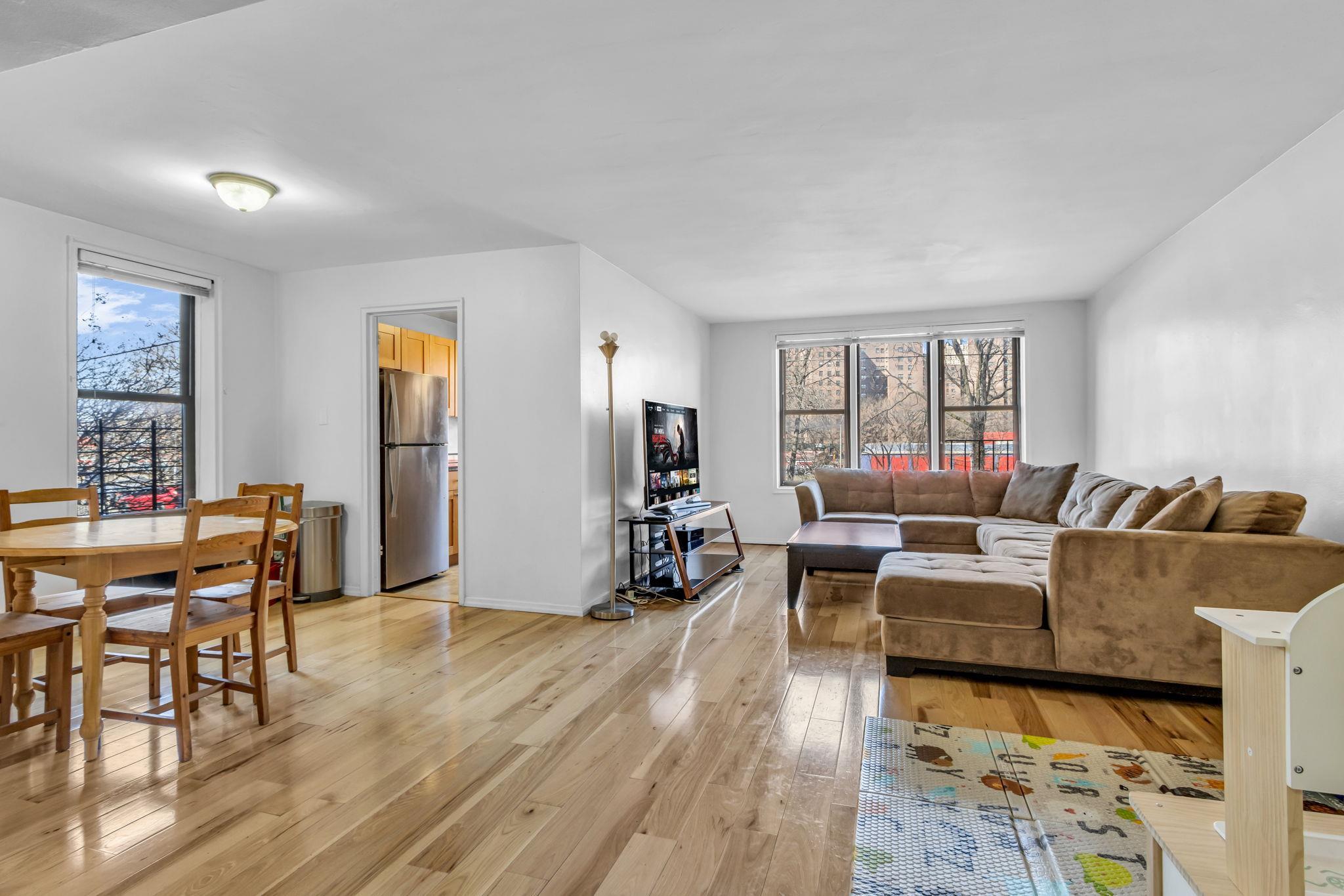 Coop Bailey  Bronx, NY 10463, MLS-841035-4