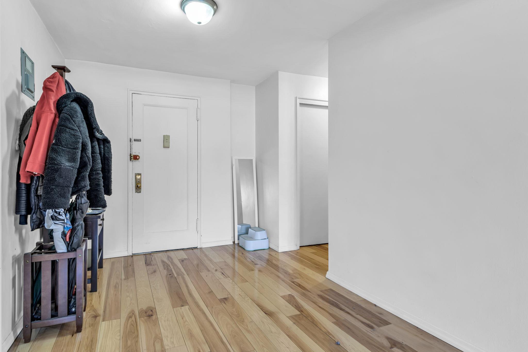 Coop Bailey  Bronx, NY 10463, MLS-841035-6