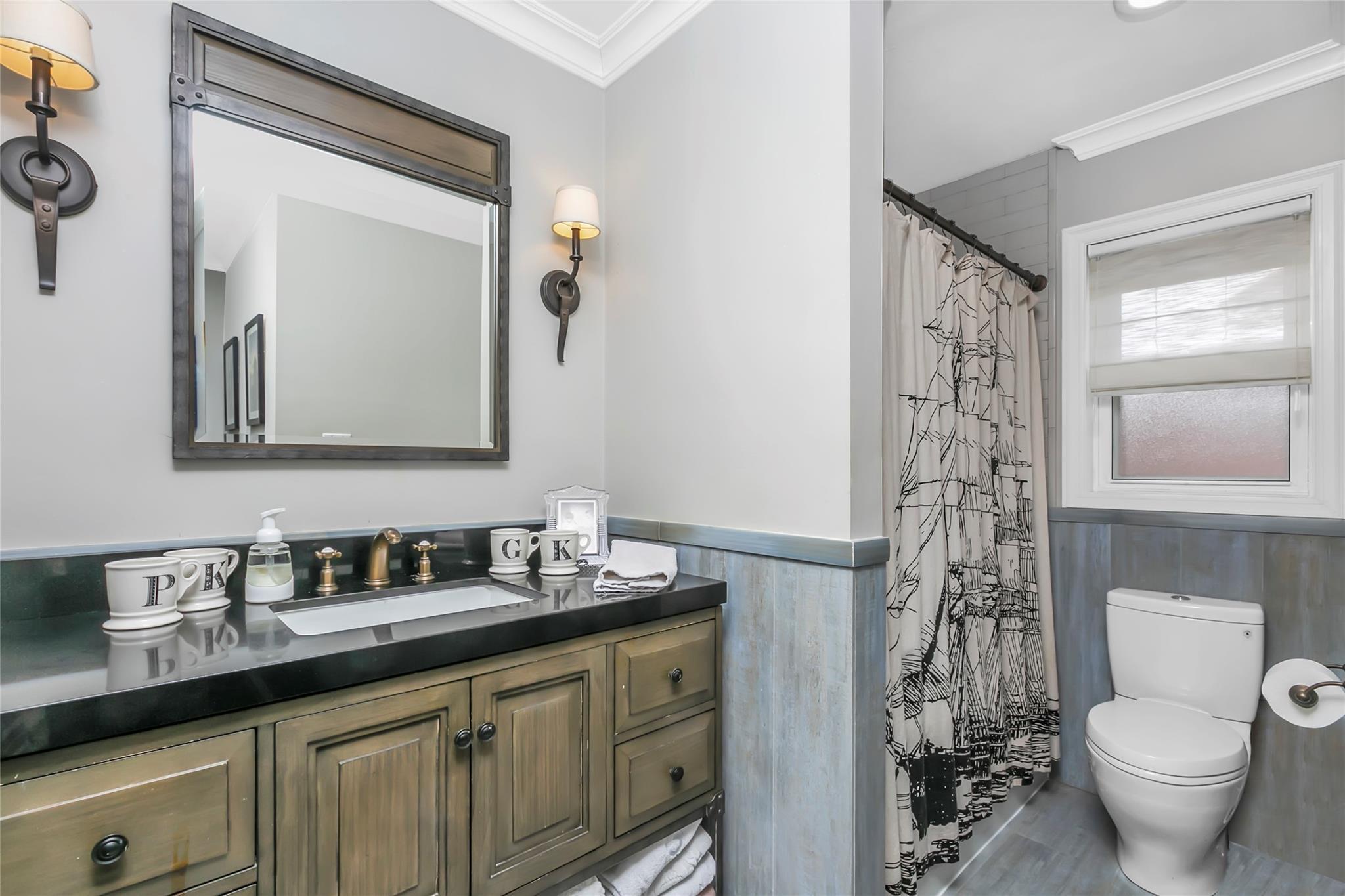 Single Family 11  Queens, NY 11357, MLS-841066-12