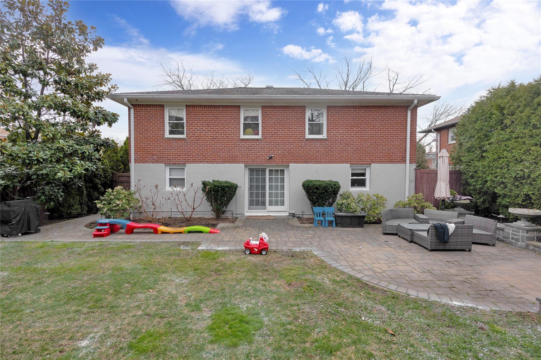 Single Family 11  Queens, NY 11357, MLS-841066-16