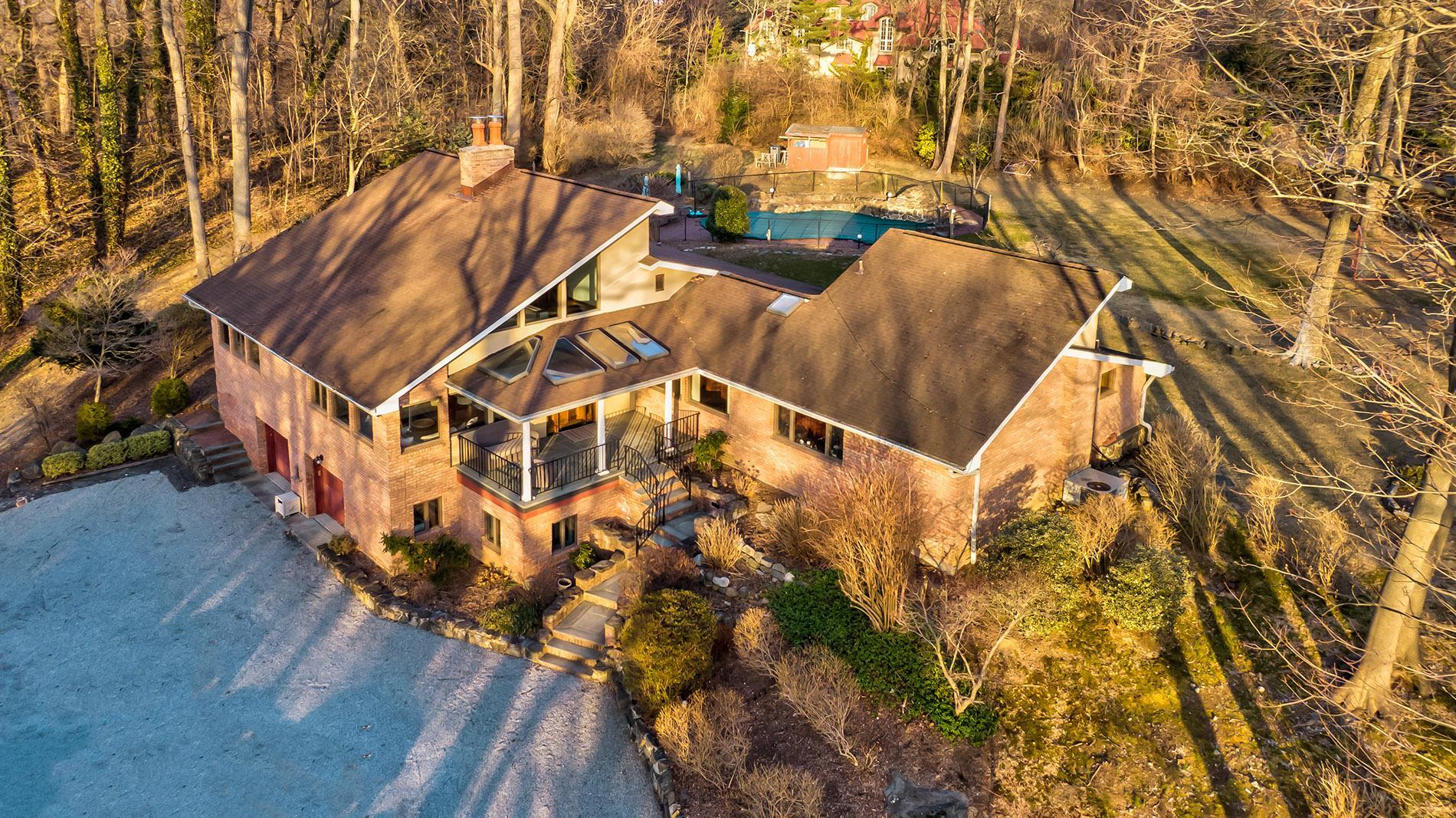 Single Family Sloanes  Nassau County, NY 11050, MLS-841069-16