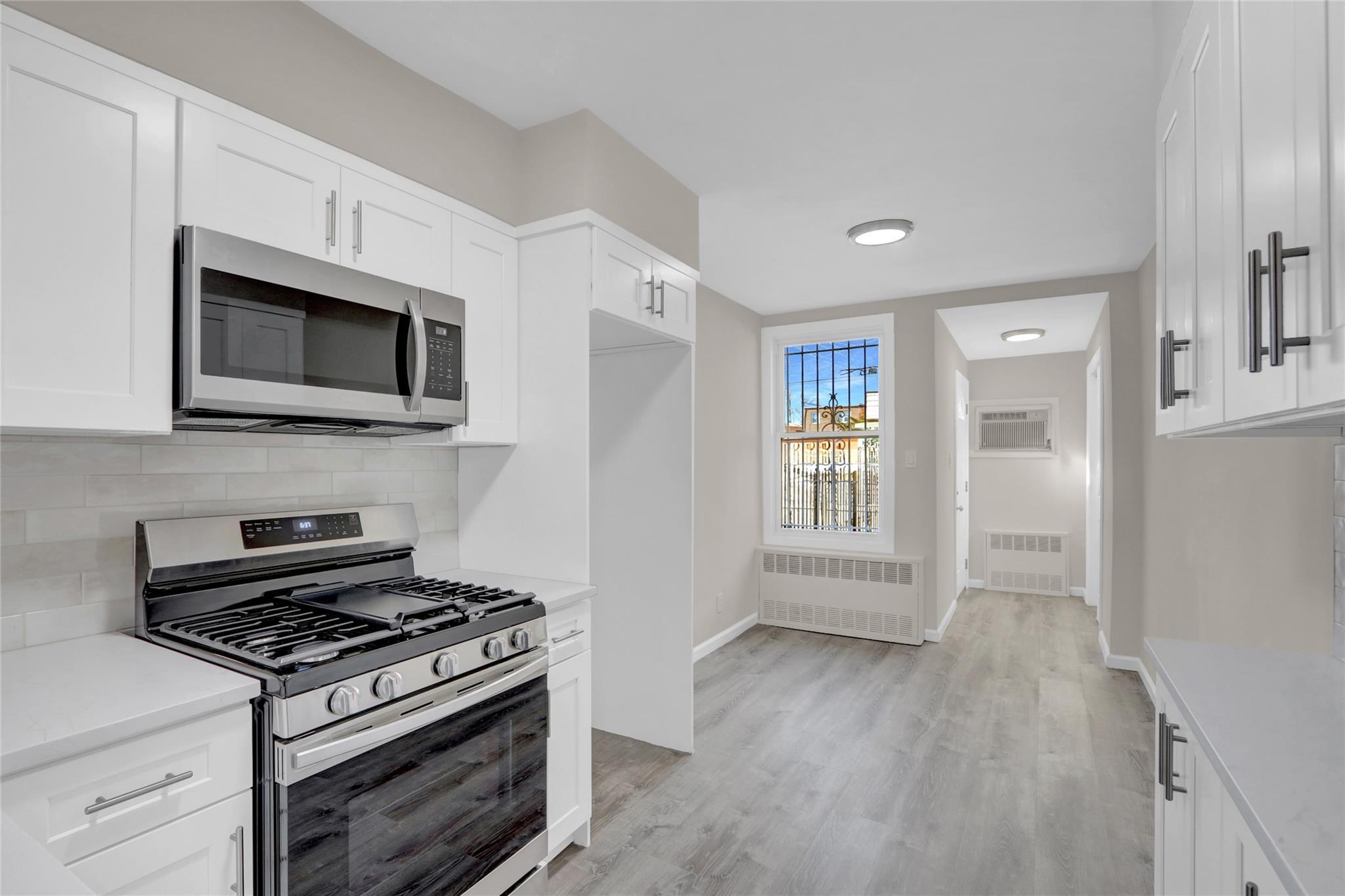 Single Family 85th  Brooklyn, NY 11236, MLS-841112-10