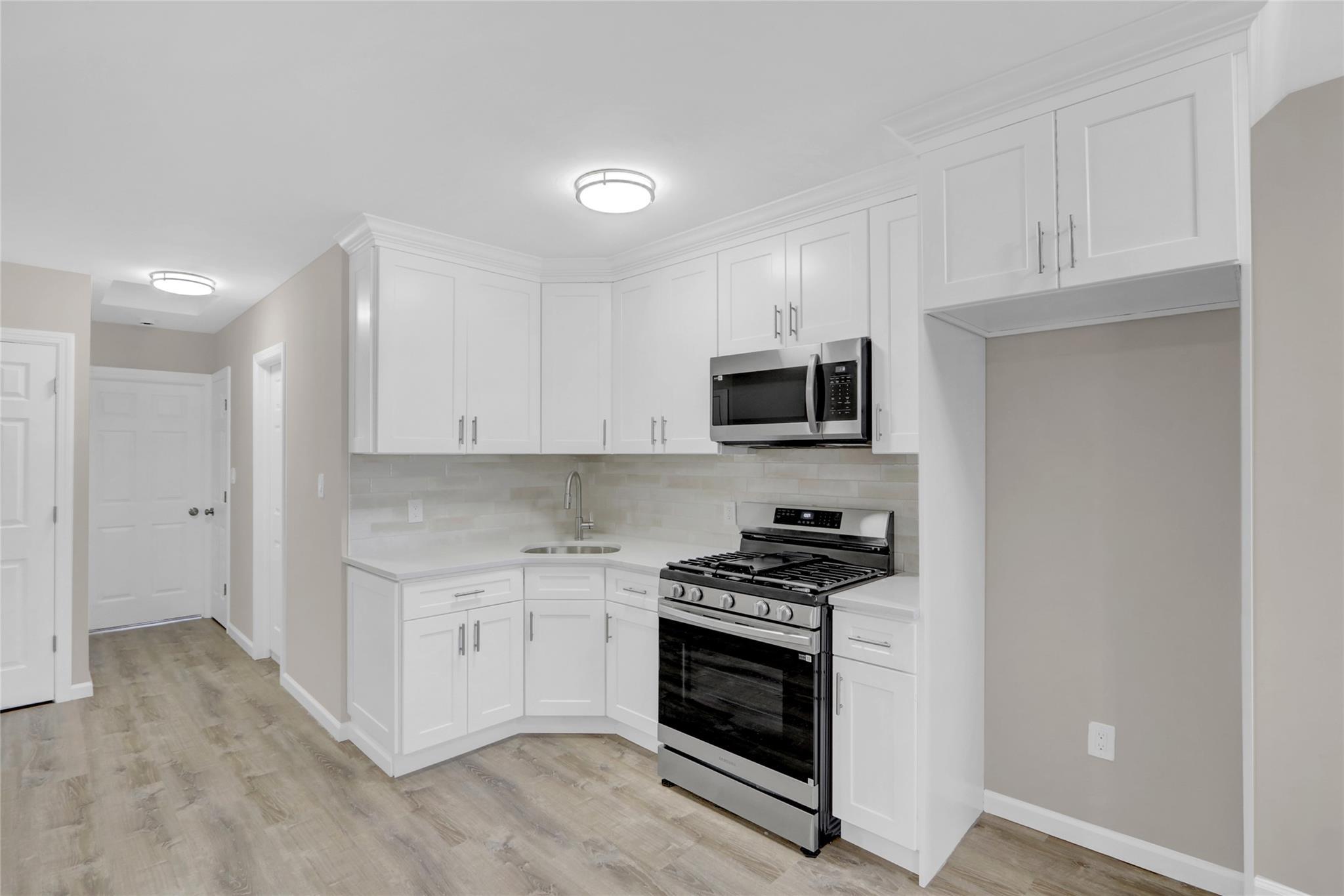 Single Family 85th  Brooklyn, NY 11236, MLS-841112-31