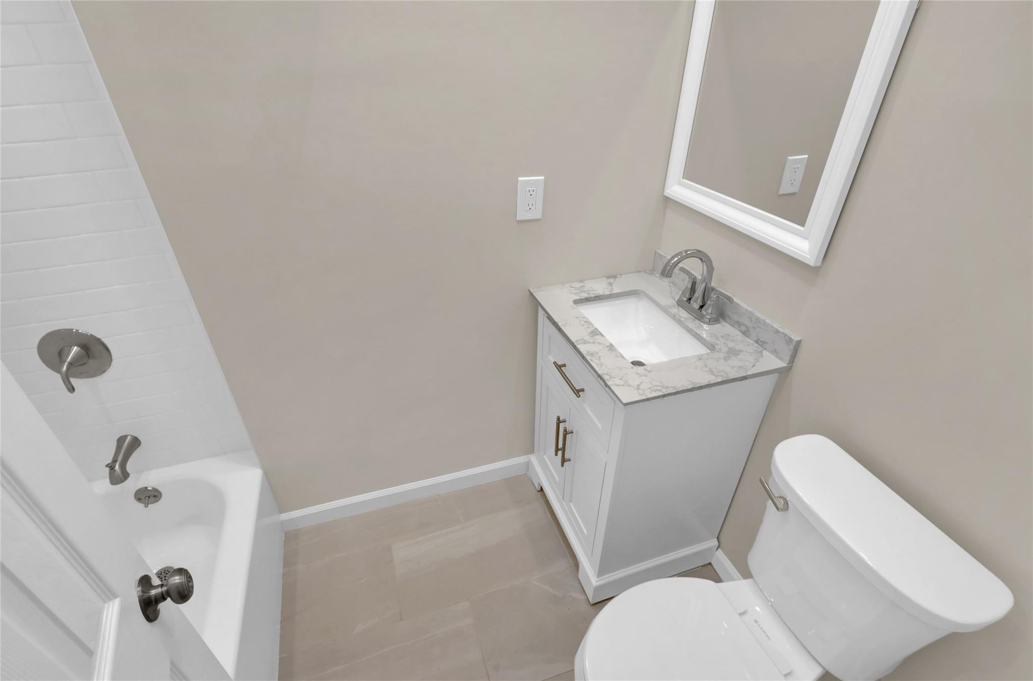 Single Family 85th  Brooklyn, NY 11236, MLS-841112-32