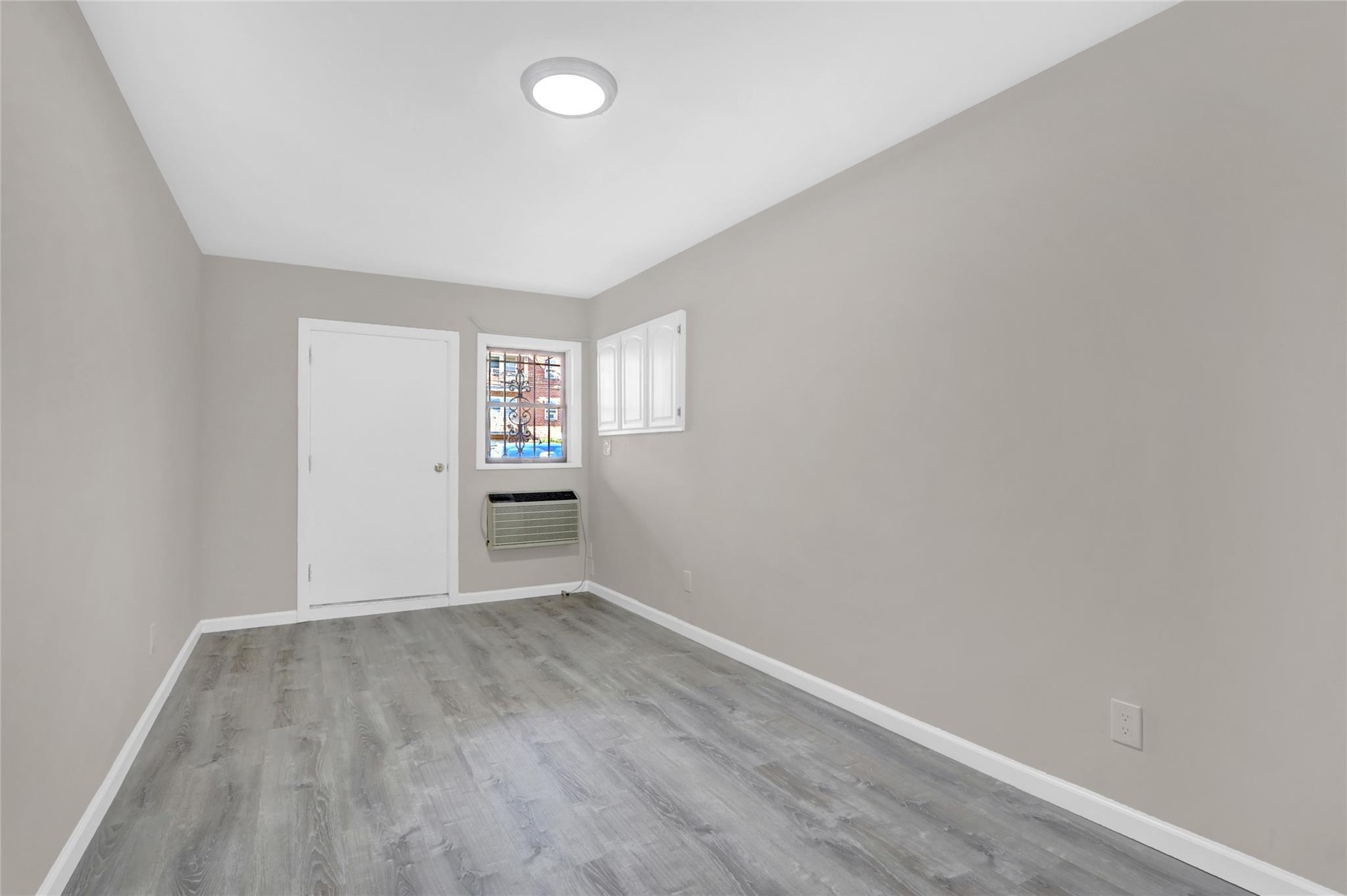 Single Family 85th  Brooklyn, NY 11236, MLS-841112-4