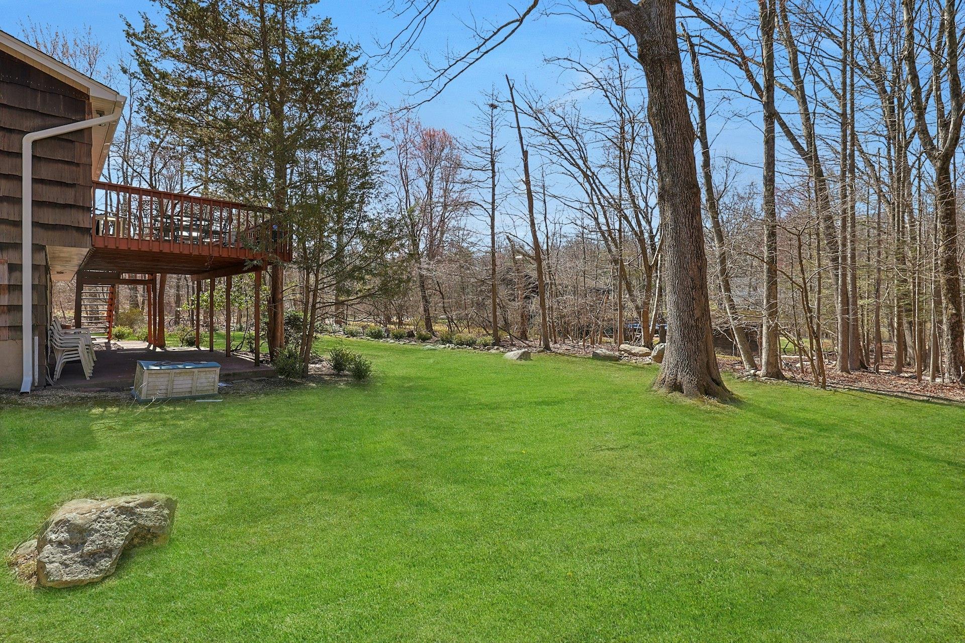 Single Family Sherwood Ridge  Rockland County, NY 10901, MLS-841136-24