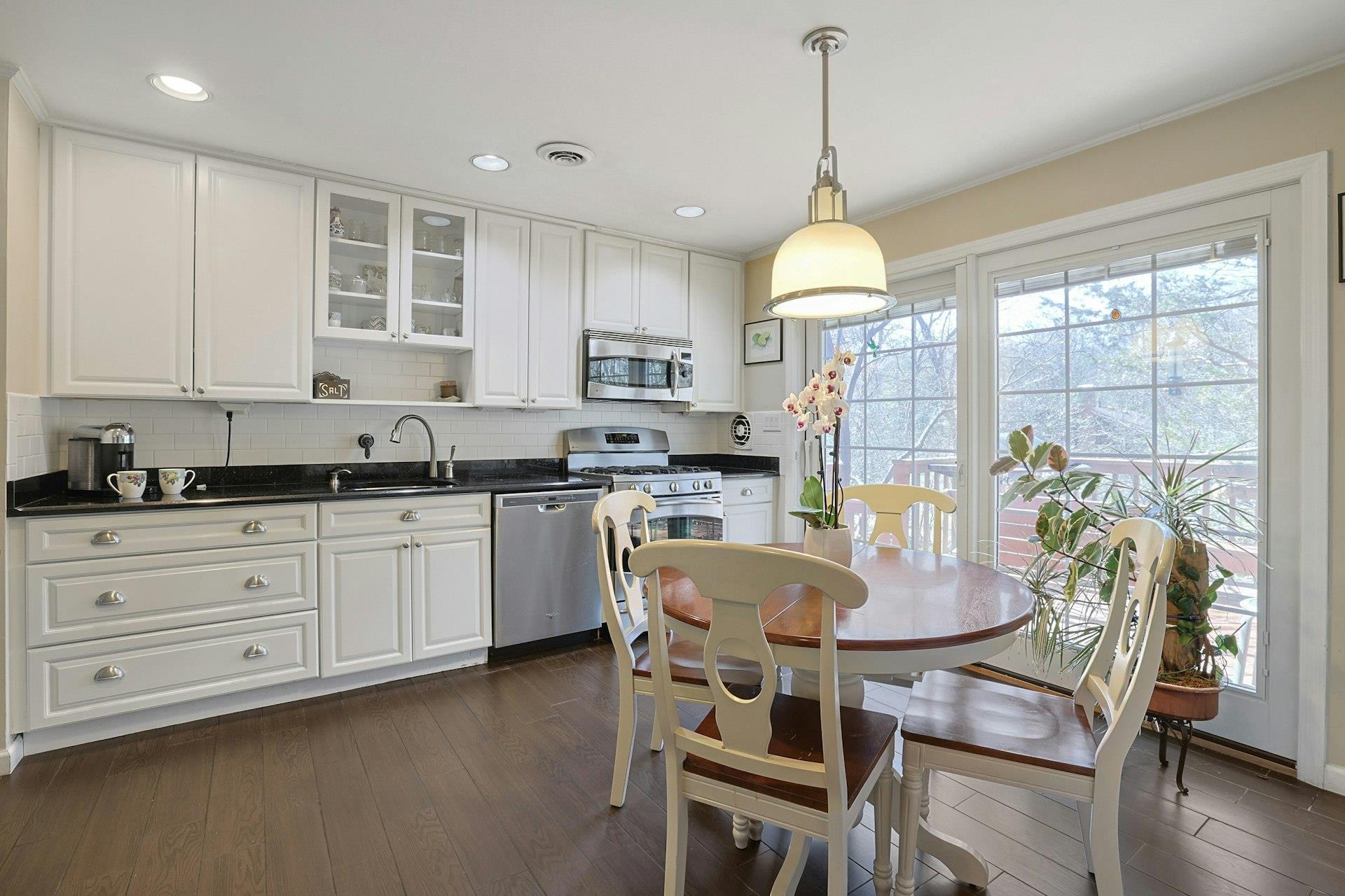 Single Family Sherwood Ridge  Rockland County, NY 10901, MLS-841136-9