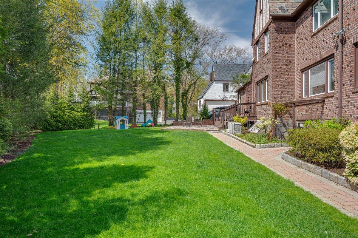Single Family Byworth  Westchester County, NY 10804, MLS-841146-22