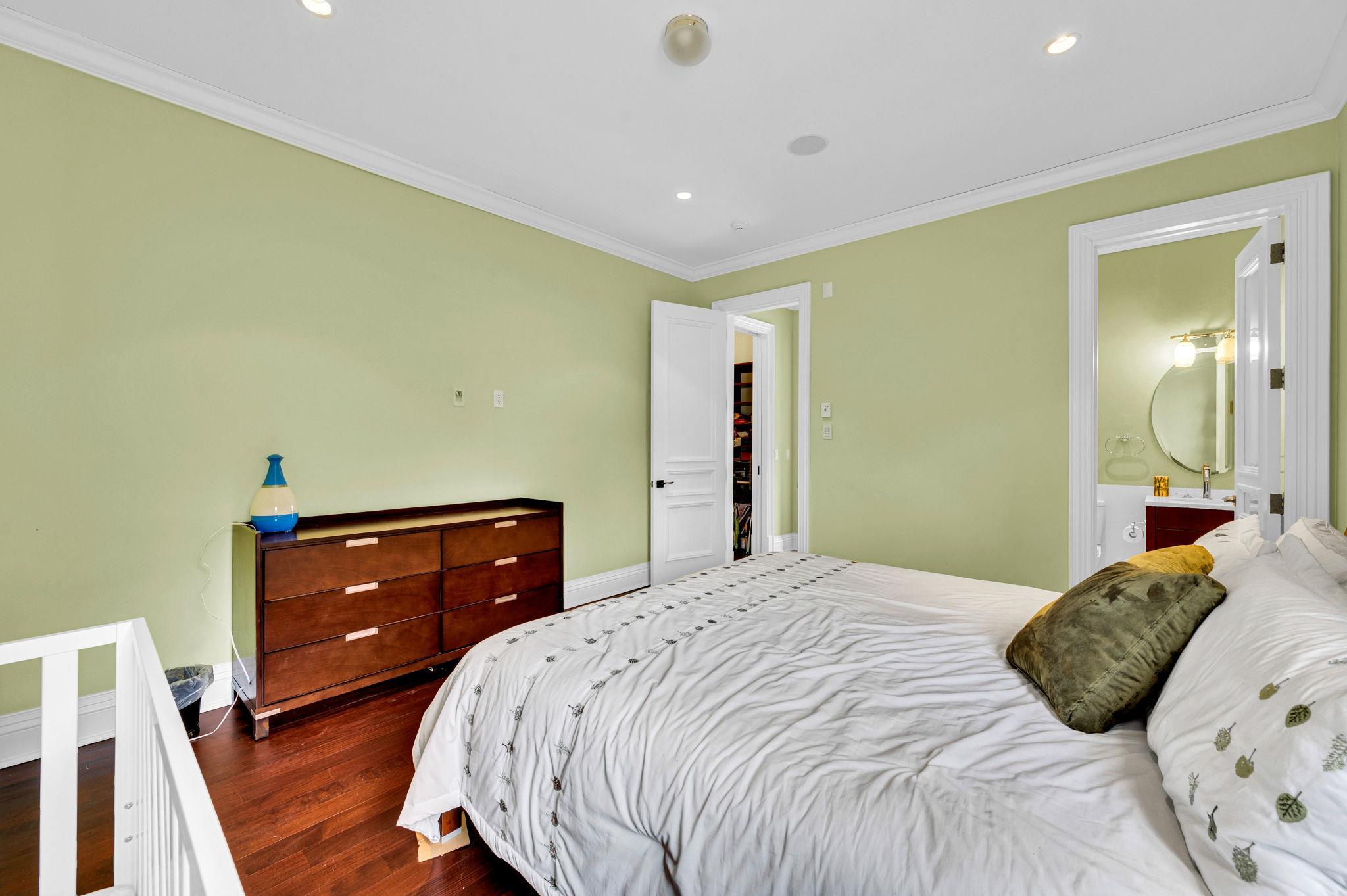 Single Family Short Beach  Suffolk County, NY 11780, MLS-841159-19