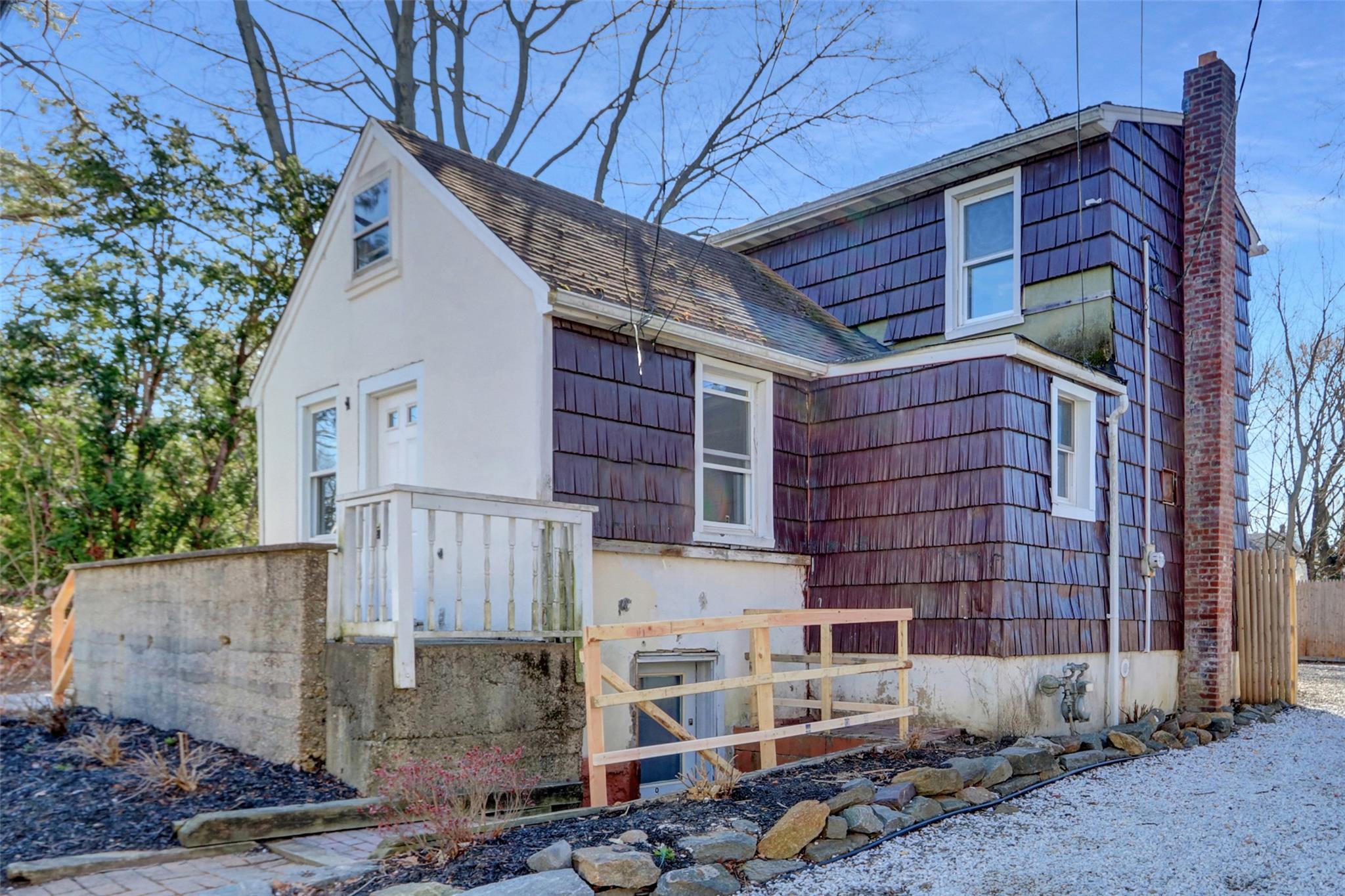 Single Family Leona  Nassau County, NY 11560, MLS-841163-2