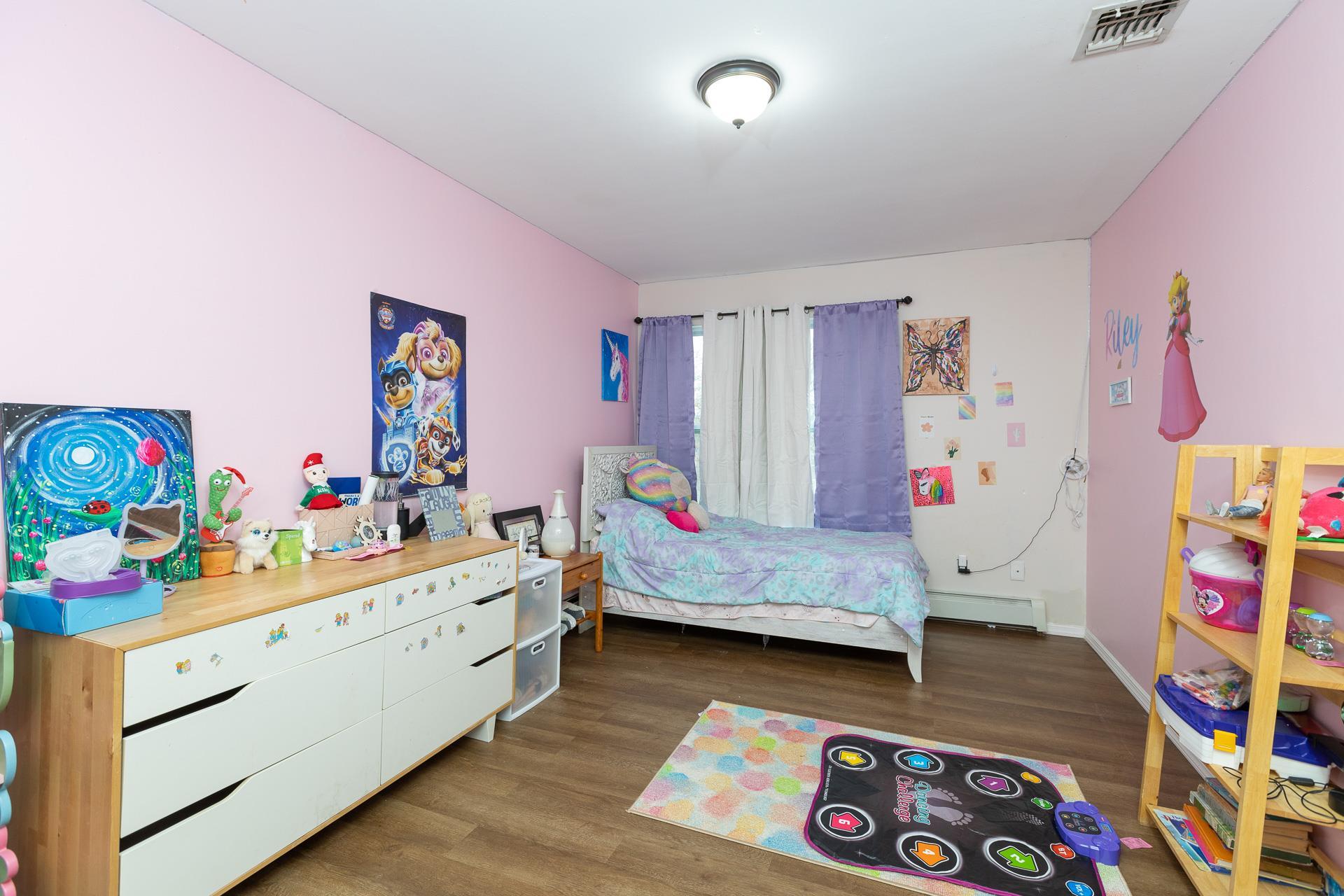 Single Family Adams  Suffolk County, NY 11953, MLS-841169-27