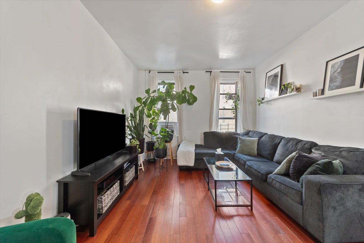 Coop Holland  Bronx, NY 10462, MLS-841183-6