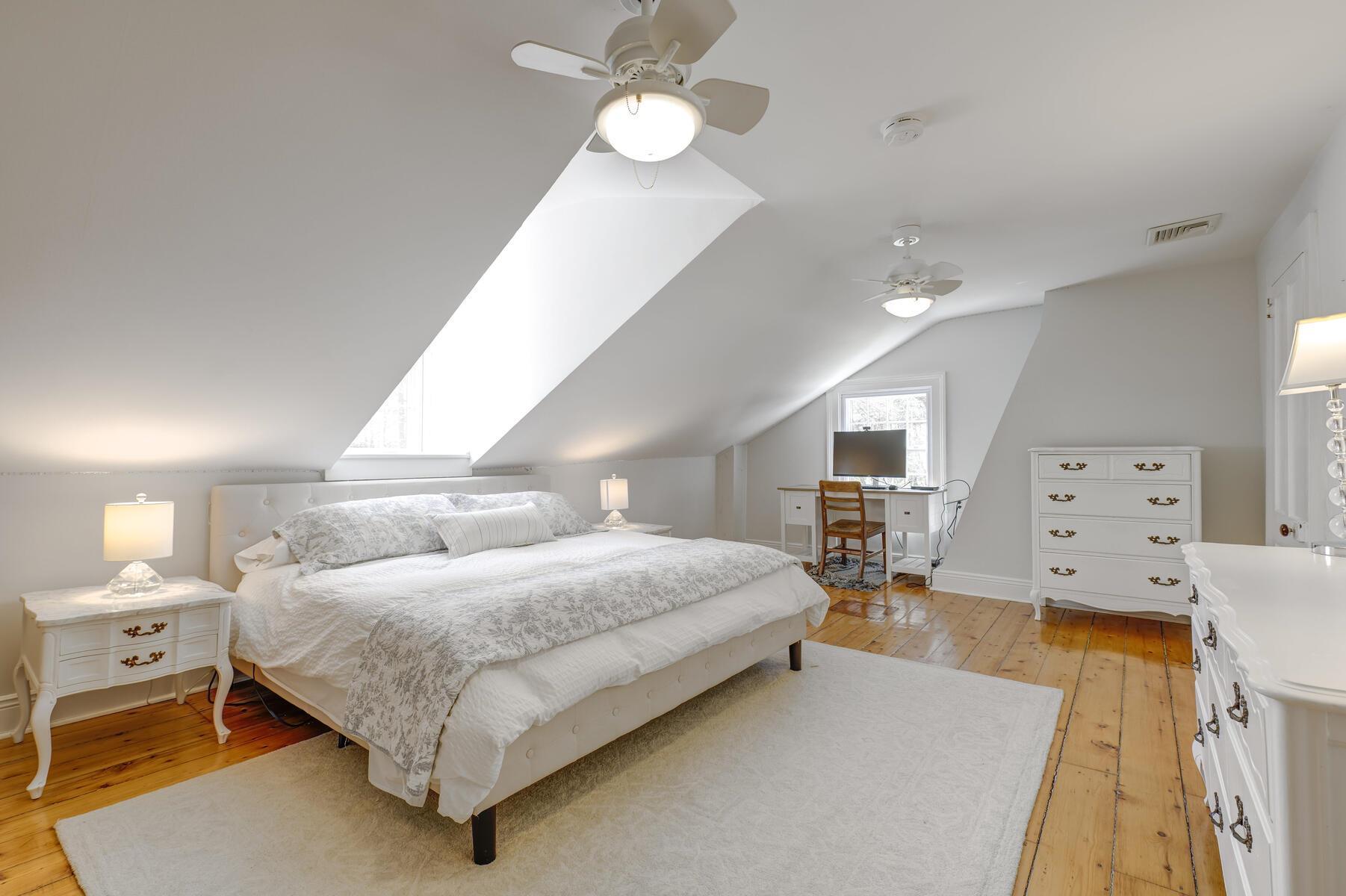 Single Family Post  Nassau County, NY 11568, MLS-841198-11