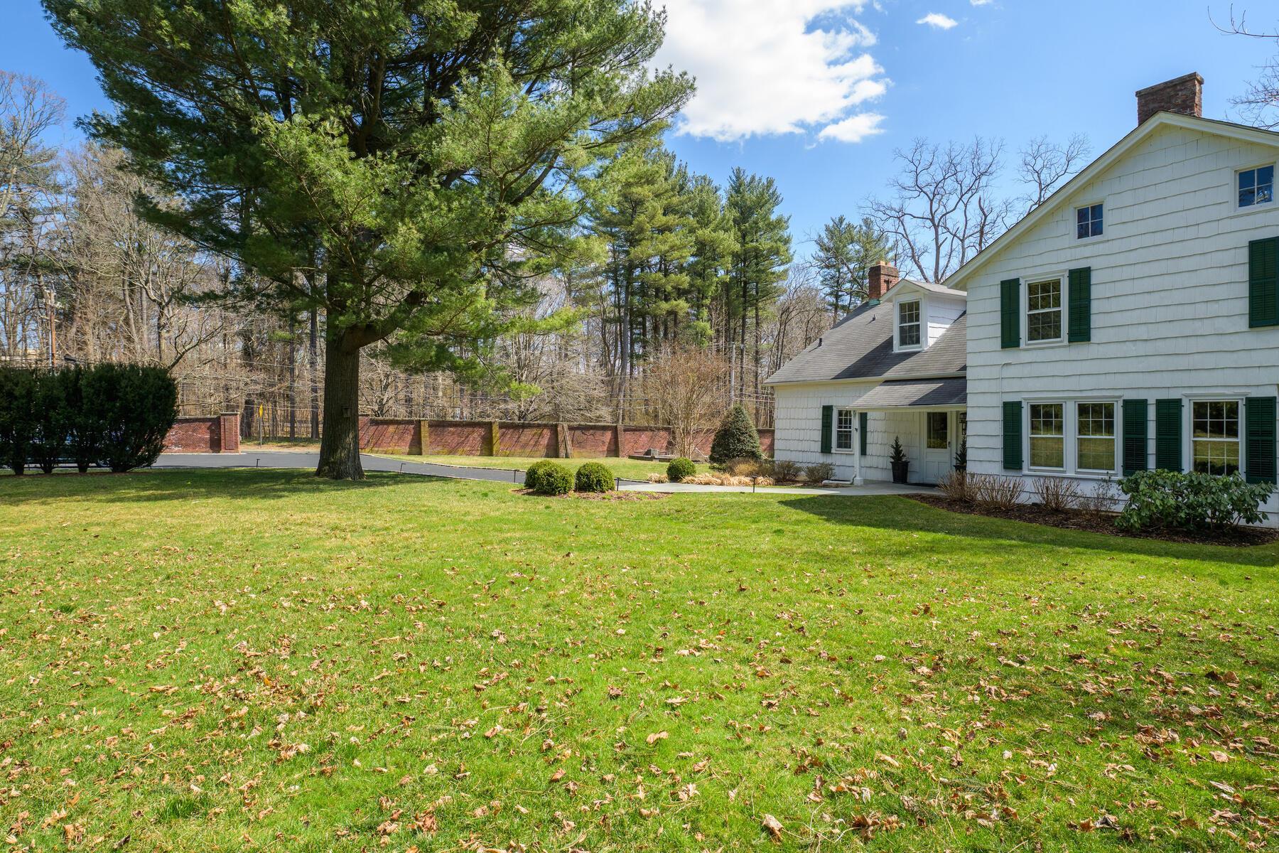 Single Family Post  Nassau County, NY 11568, MLS-841198-17
