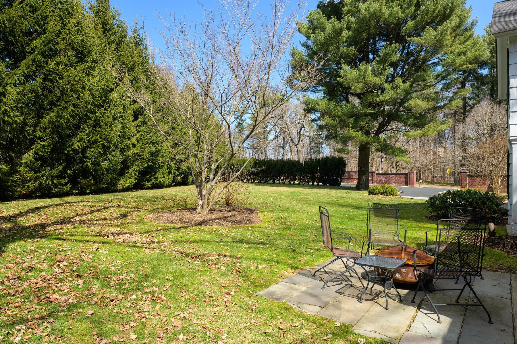 Single Family Post  Nassau County, NY 11568, MLS-841198-18
