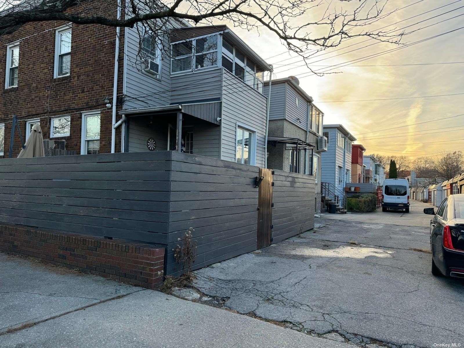 Single Family 66th  Queens, NY 11374, MLS-841204-3