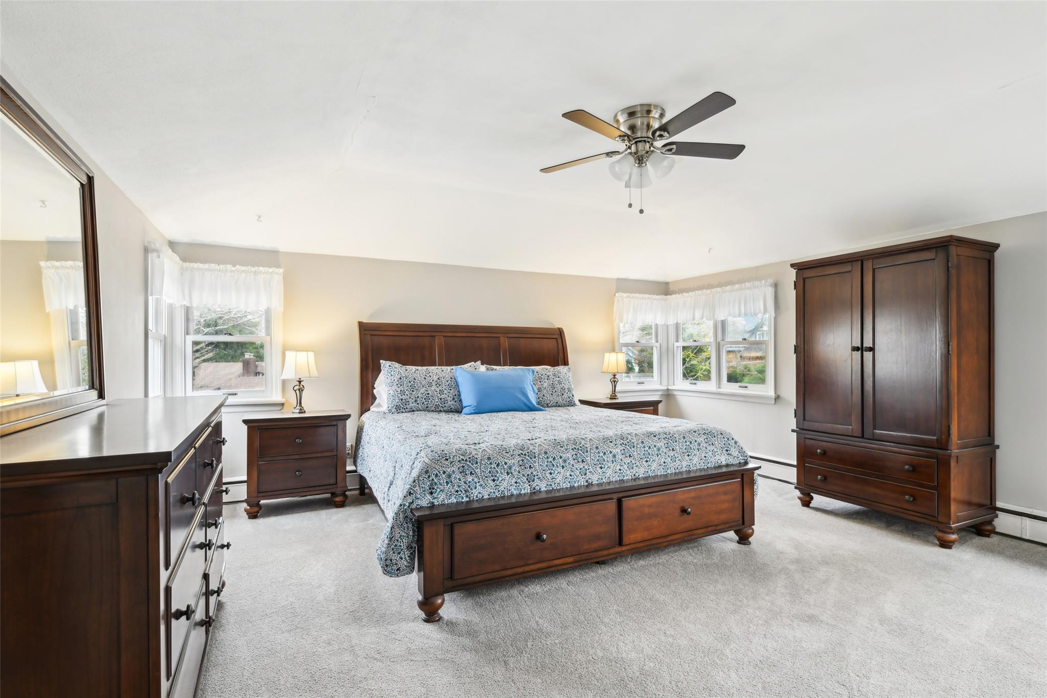Single Family Seaview  Suffolk County, NY 11768, MLS-841229-27