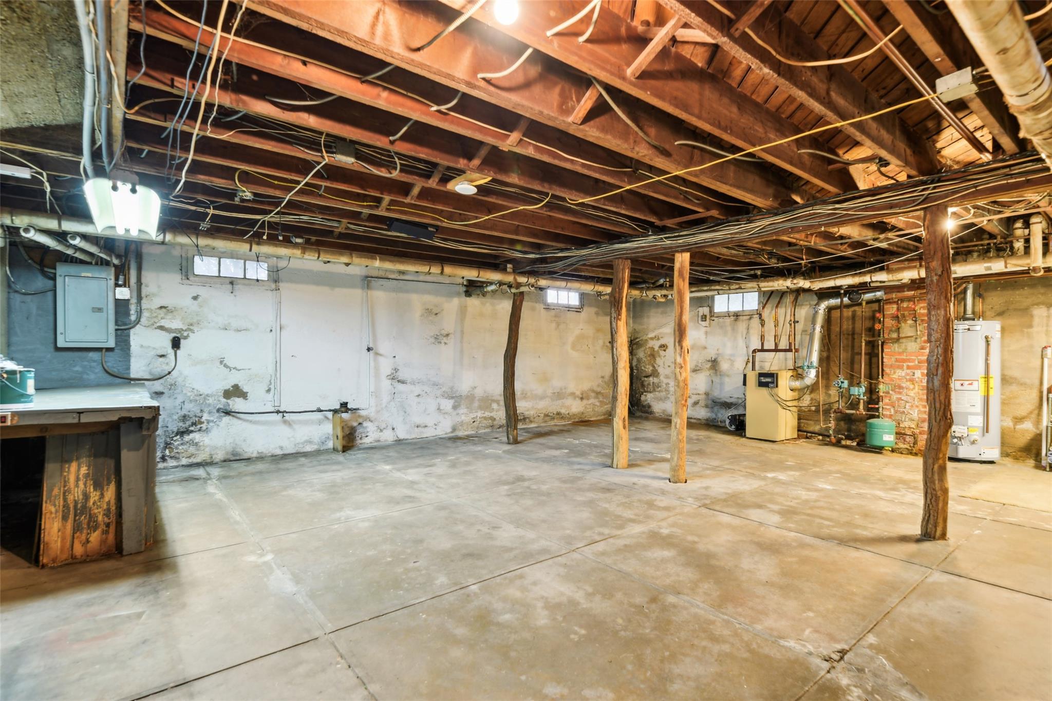 Single Family Seaview  Suffolk County, NY 11768, MLS-841229-35