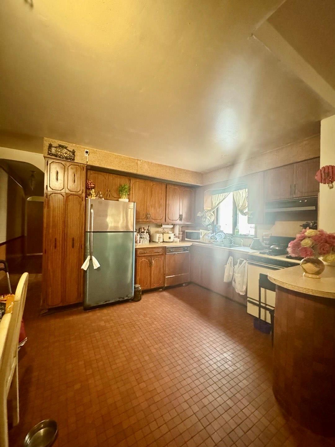 Single Family 86  Queens, NY 11421, MLS-841234-6