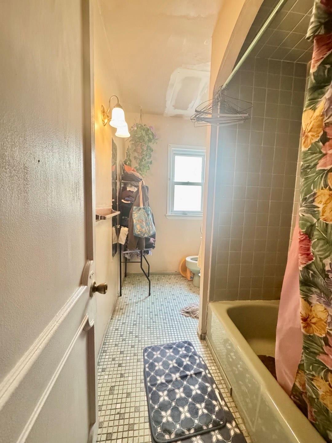 Single Family 86  Queens, NY 11421, MLS-841234-7