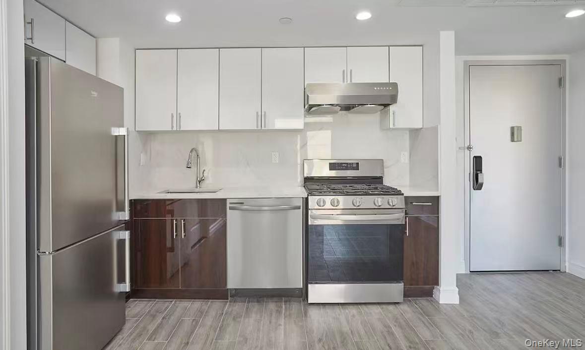 Condo Austin St  Queens, NY 11374, MLS-841237-5