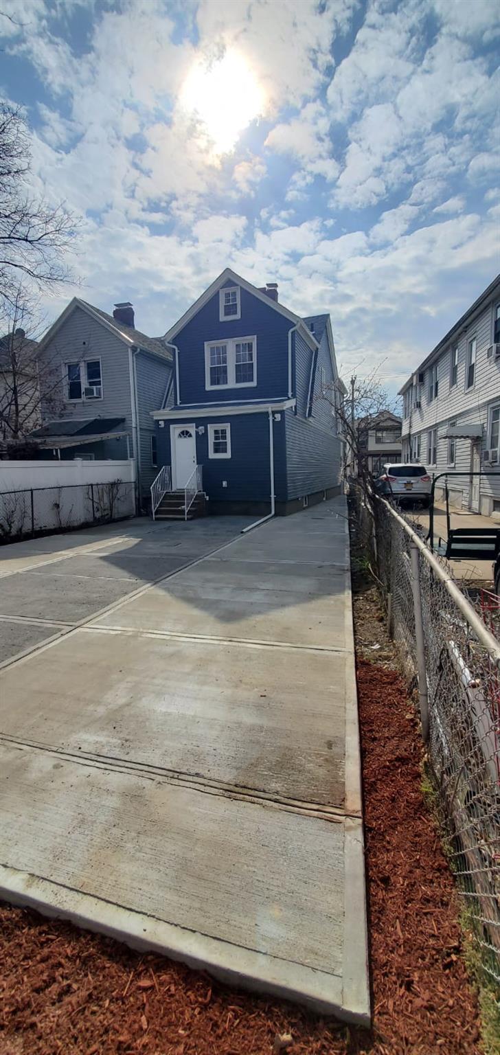 Single Family 171st  Queens, NY 11433, MLS-841244-21