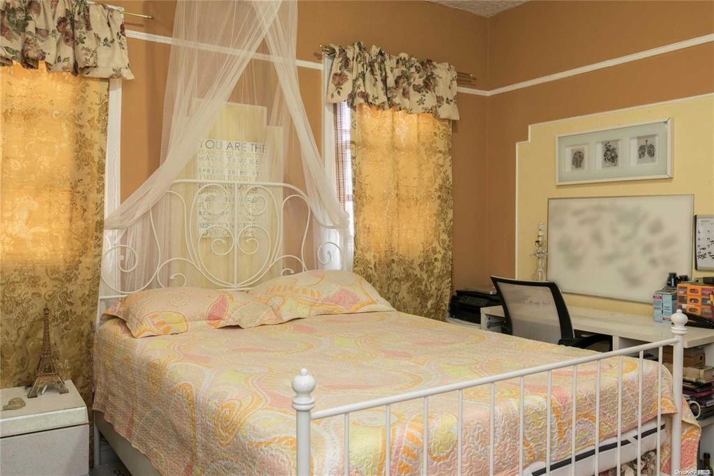 Single Family 95th  Queens, NY 11416, MLS-841250-6