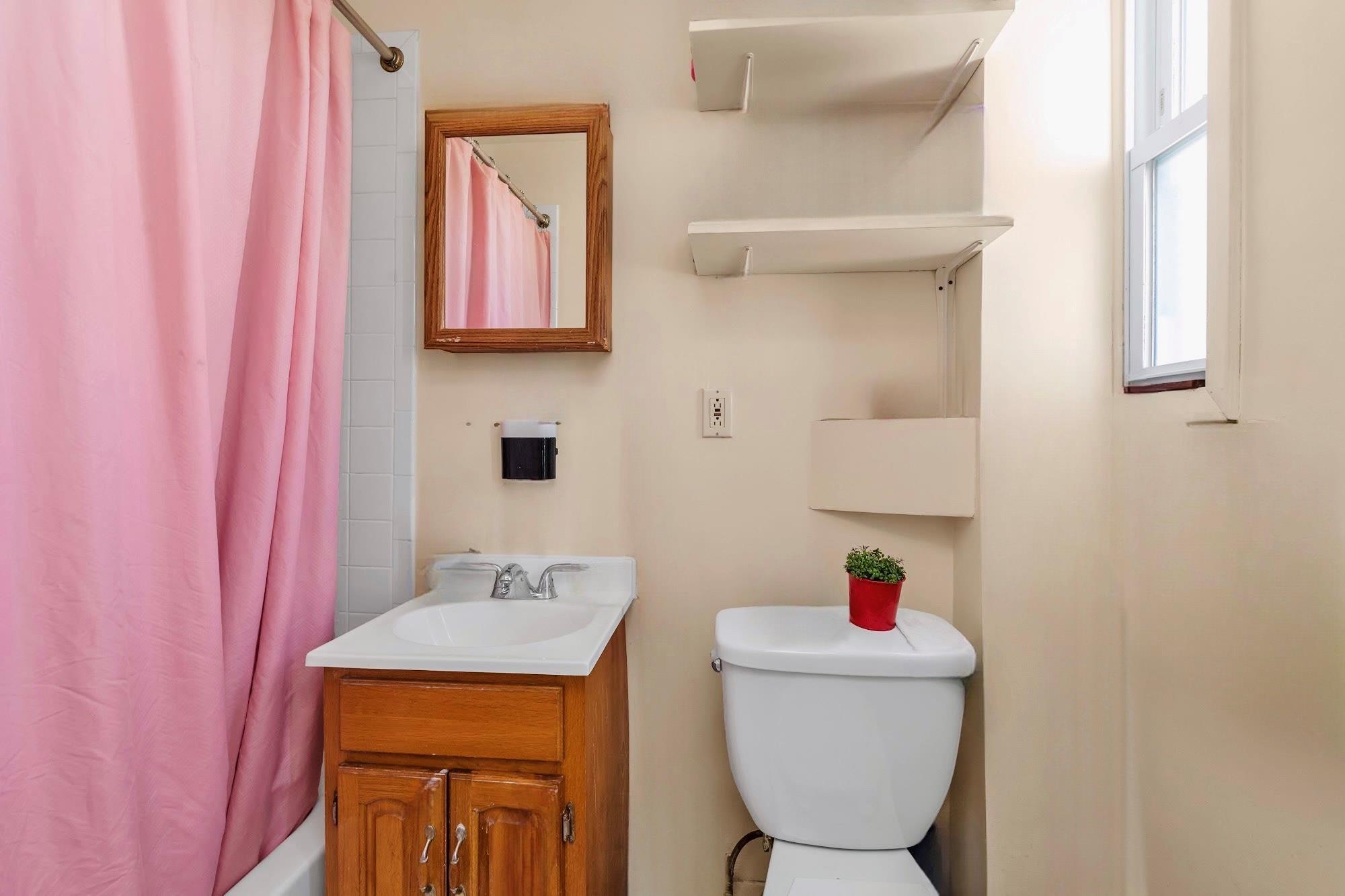 Single Family 56th  Queens, NY 11378, MLS-841261-6