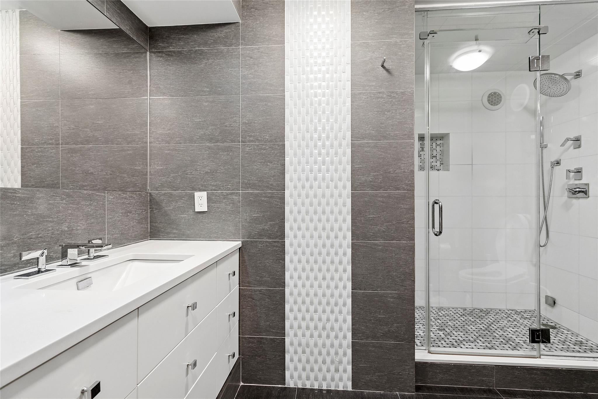 Coop 59th  Manhattan, NY 10022, MLS-841268-10