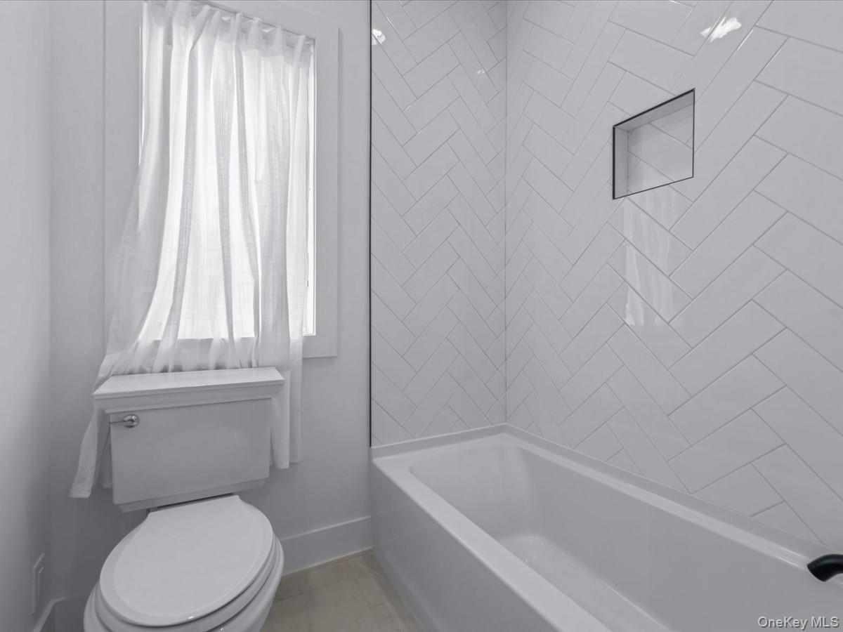 Condo Sequoia  Nassau County, NY 11030, MLS-841277-34