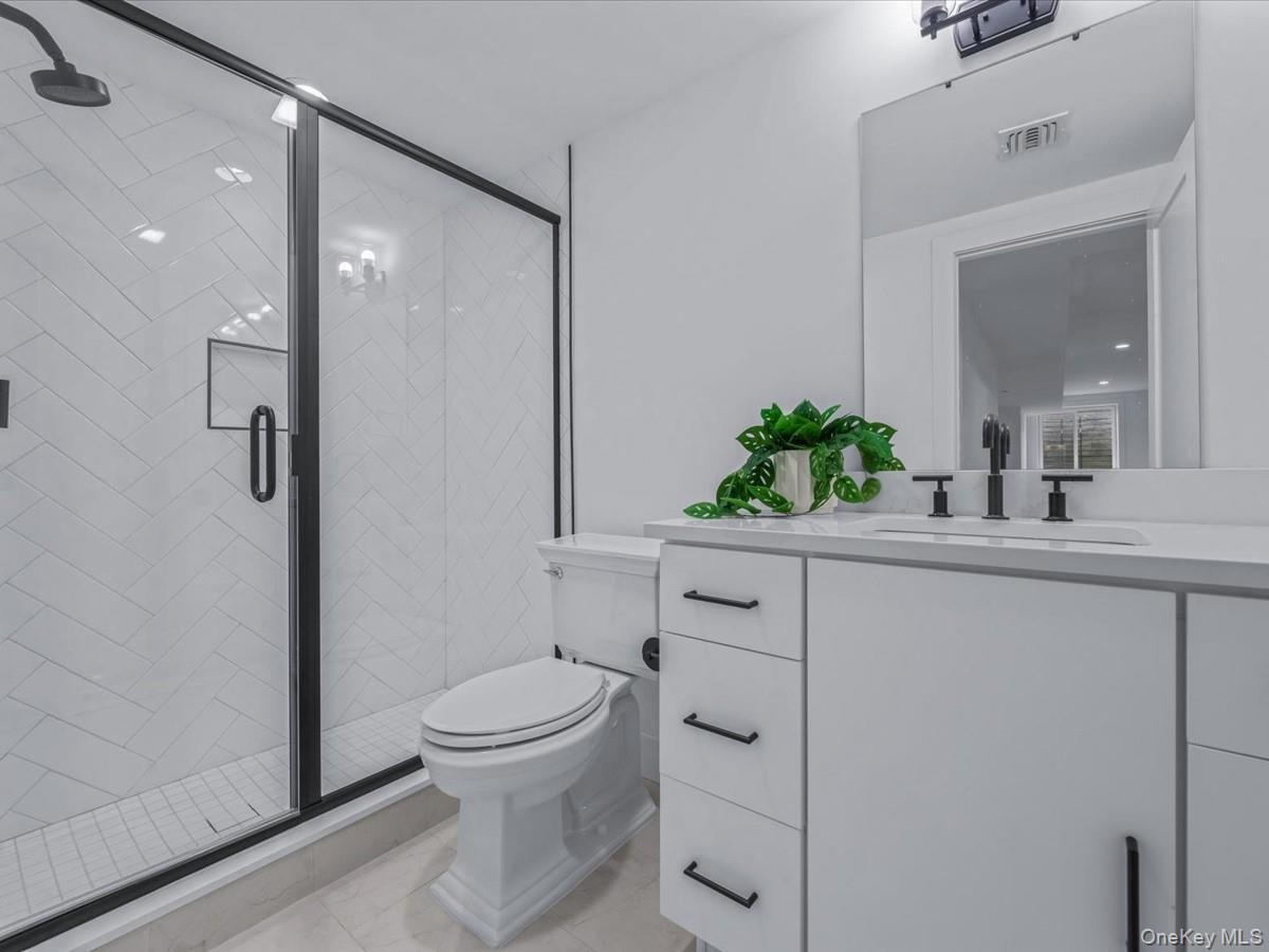 Condo Sequoia  Nassau County, NY 11030, MLS-841277-36