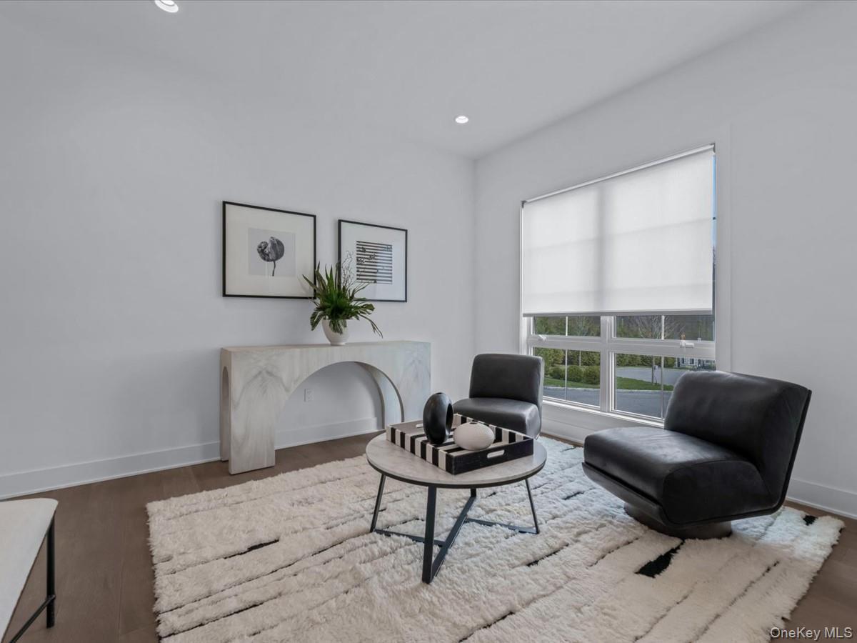 Condo Sequoia  Nassau County, NY 11030, MLS-841277-7