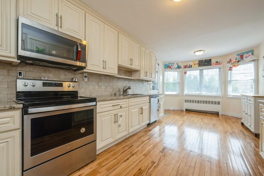 Single Family Nelson  Nassau County, NY 11590, MLS-841282-7