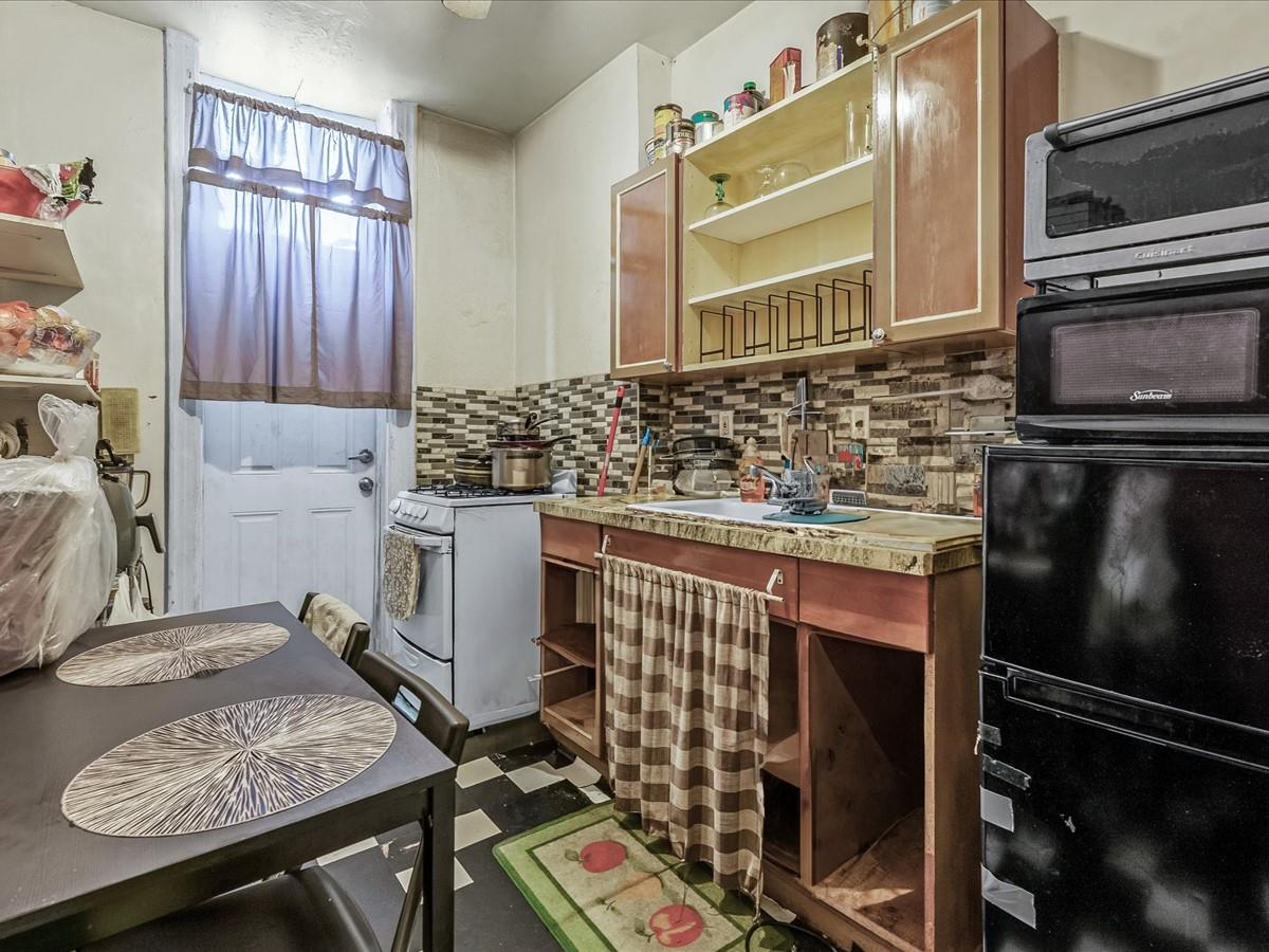Single Family Rogers  Brooklyn, NY 11225, MLS-841285-17