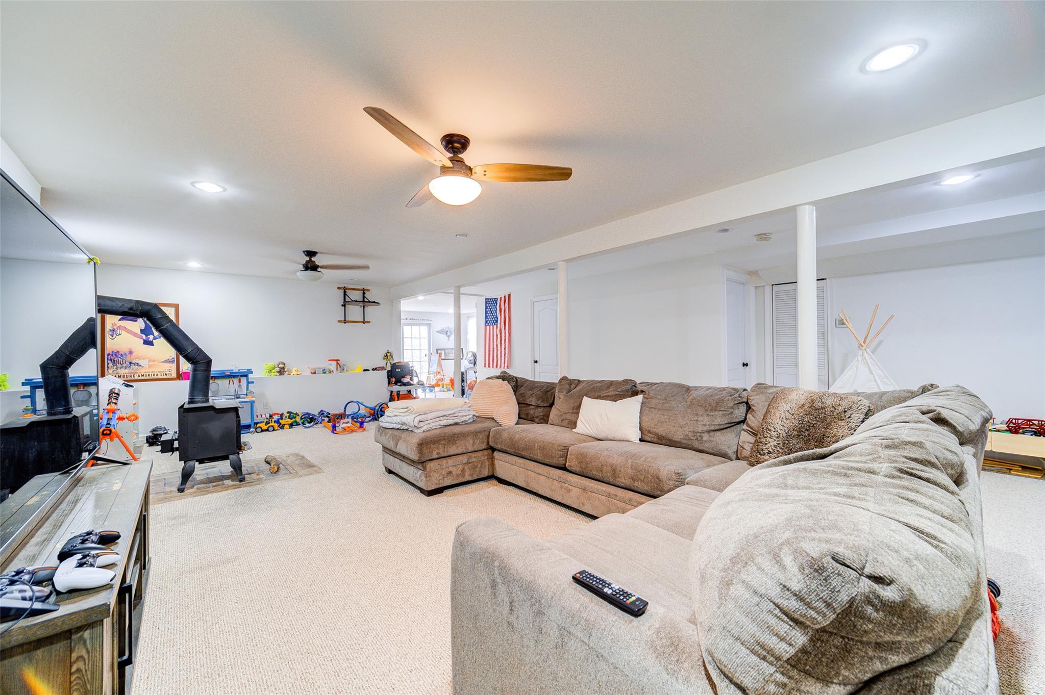 Single Family Mountain Park  Orange County, NY 10950, MLS-841296-35