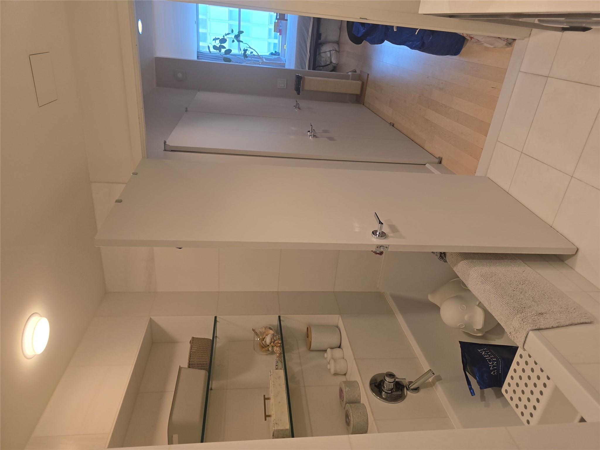 Condo Broad  Manhattan, NY 10005, MLS-841330-12