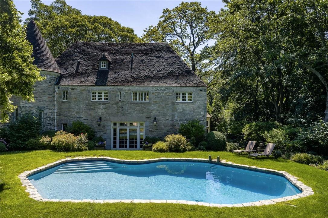 Single Family Archer Westchester County, NY 10528, MLS-841343-24