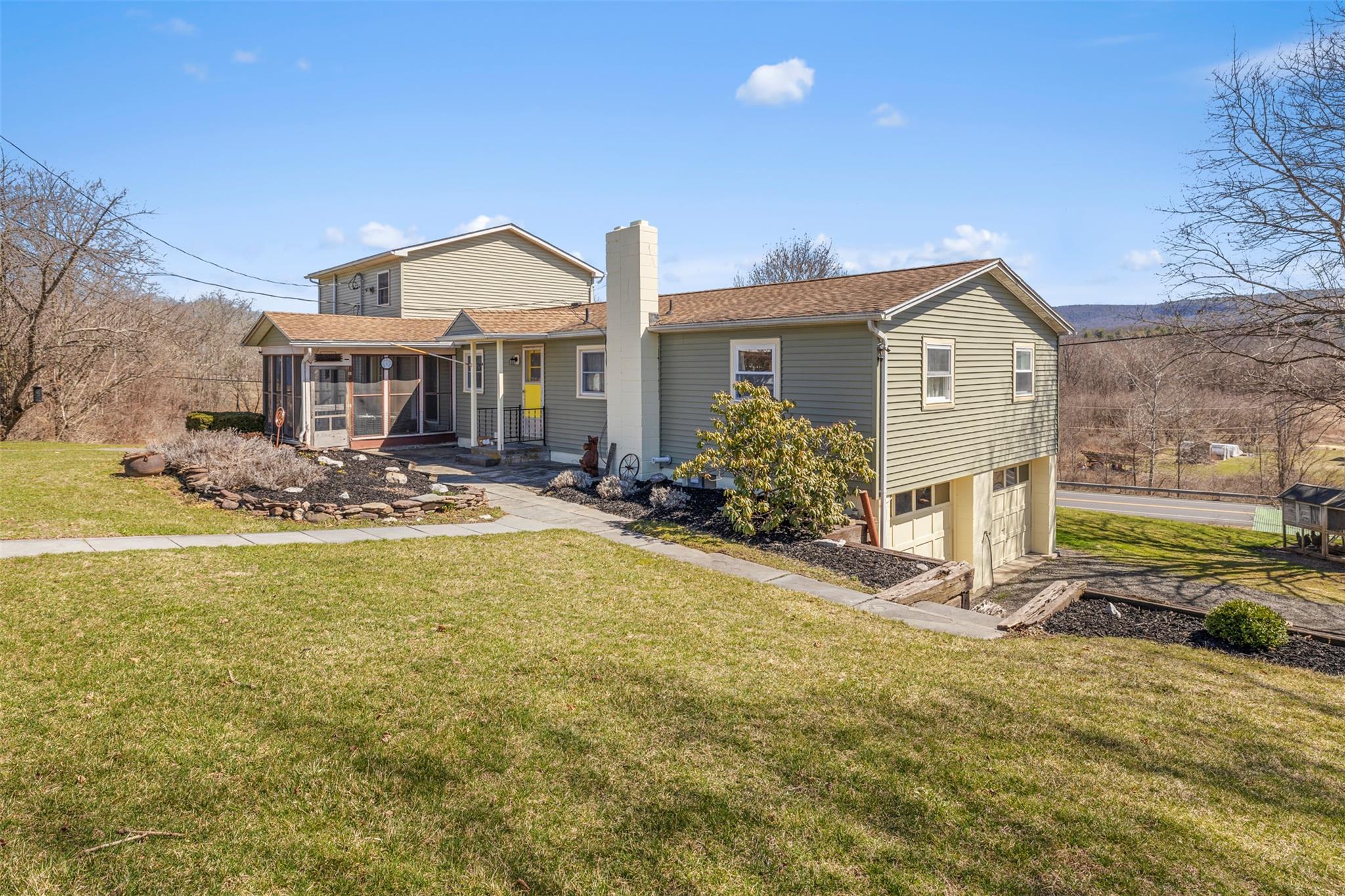 Single Family Pompeys Cave  Ulster County, NY 12440, MLS-841350-3