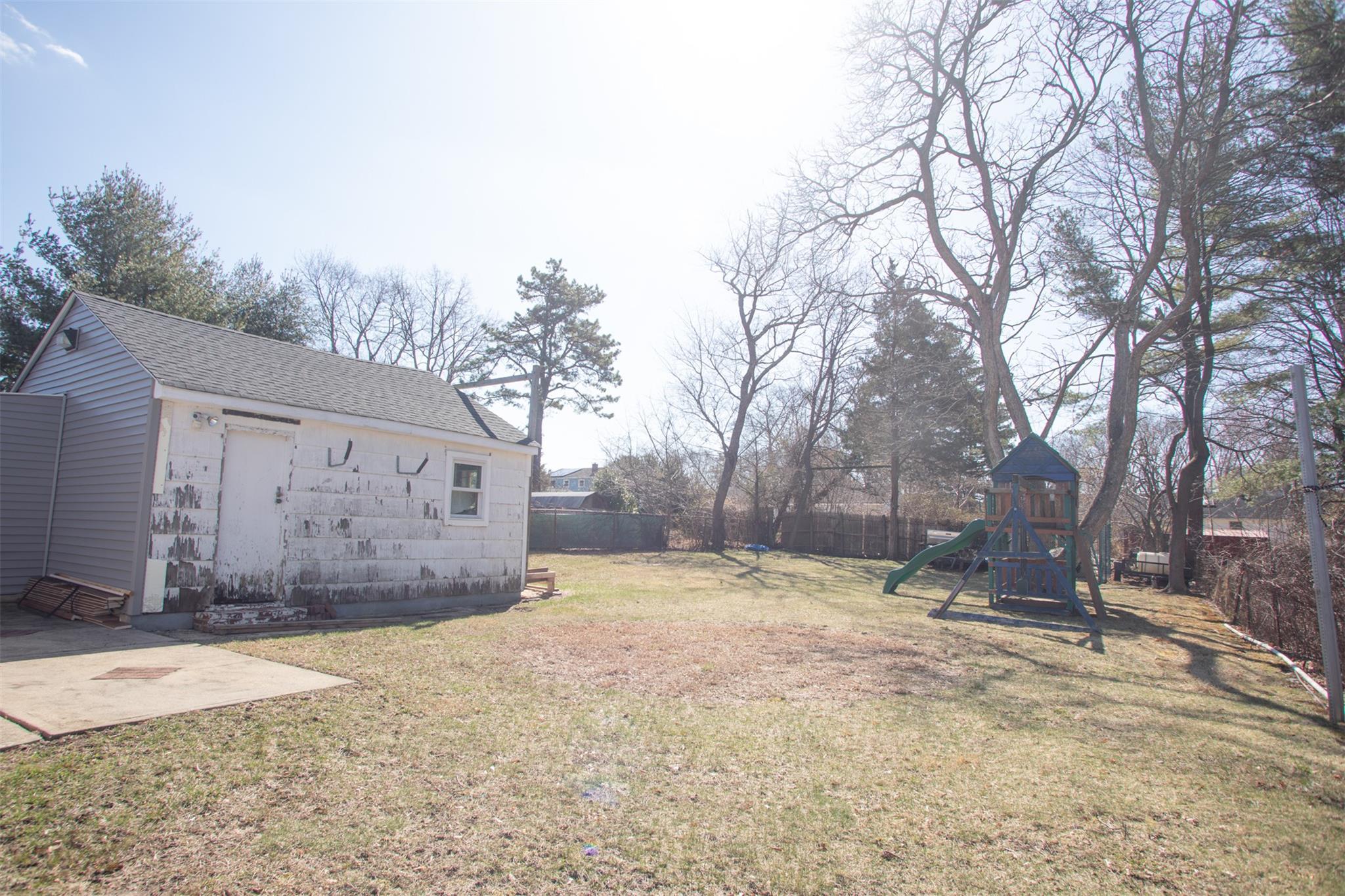 Single Family Ralph  Suffolk County, NY 11717, MLS-841369-36