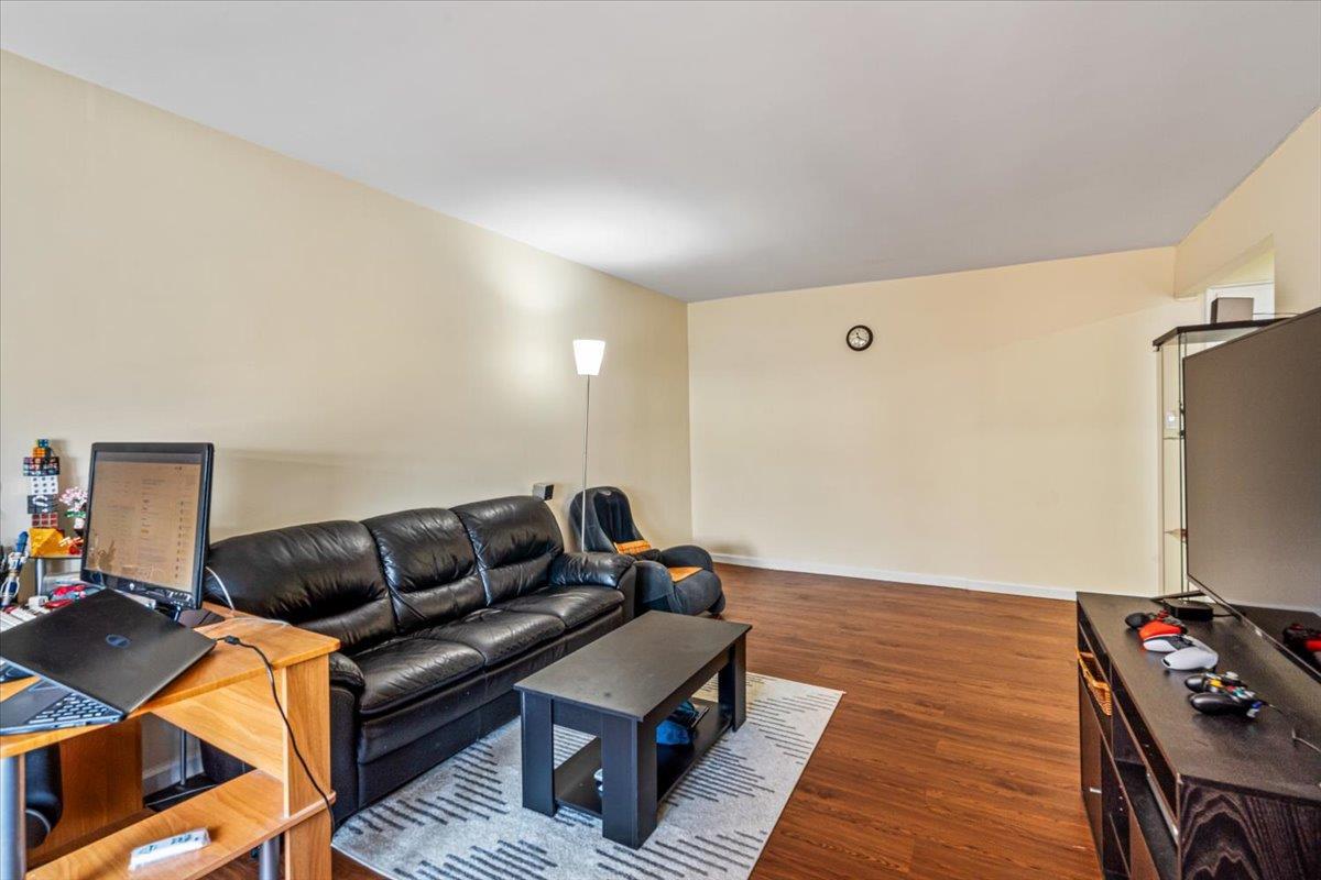 Coop Homecrest  Brooklyn, NY 11235, MLS-841379-8