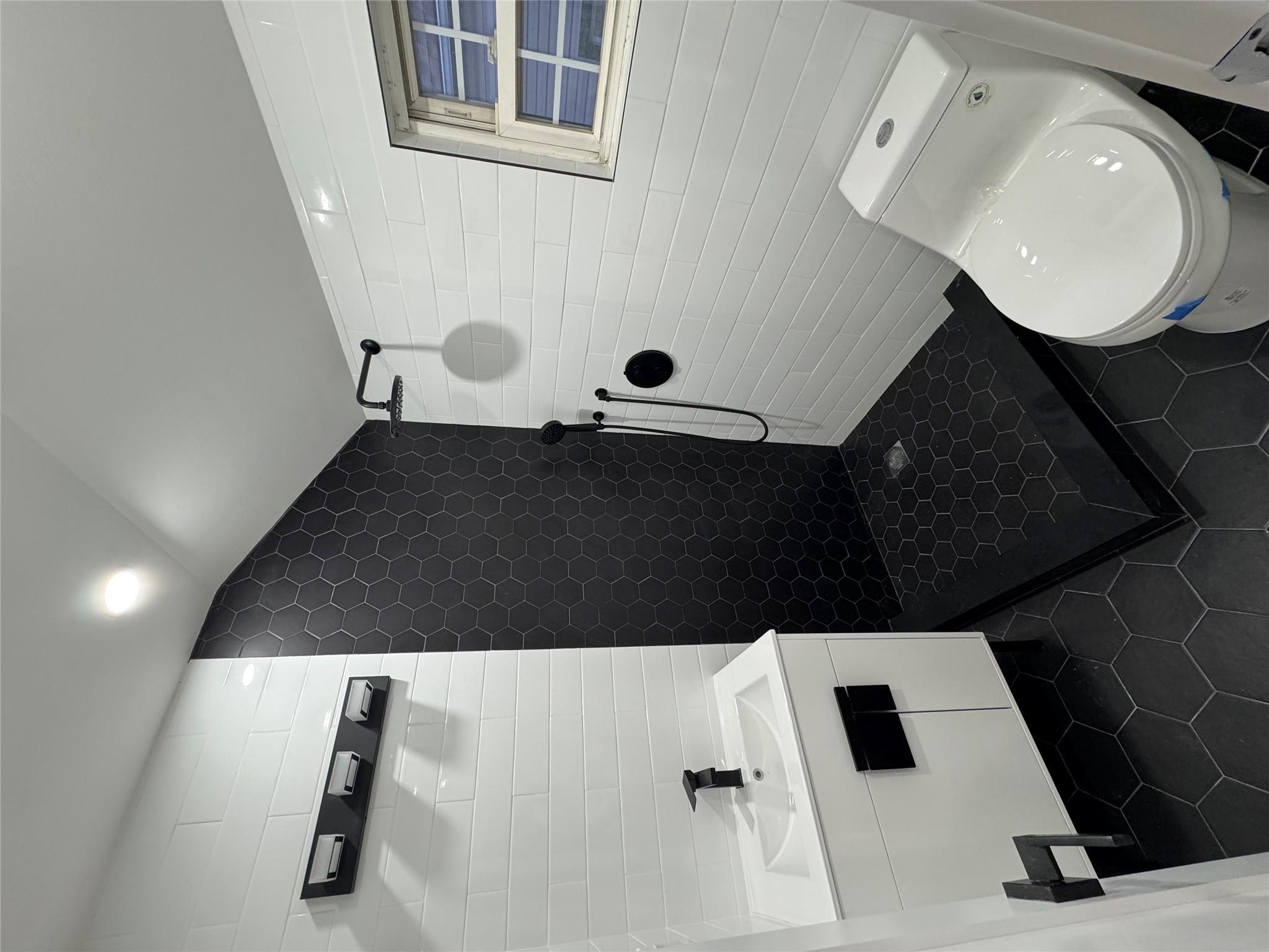 Apartment 141st Ave  Queens, NY 11413, MLS-841396-8
