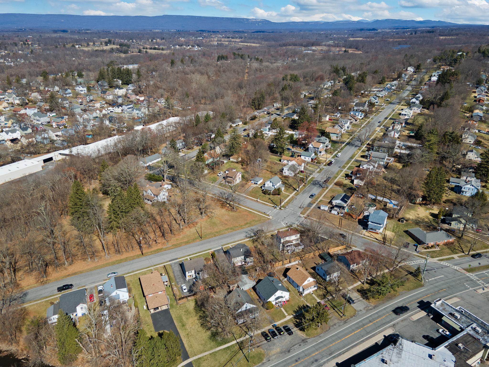 Single Family Main  Orange County, NY 12586, MLS-841405-26