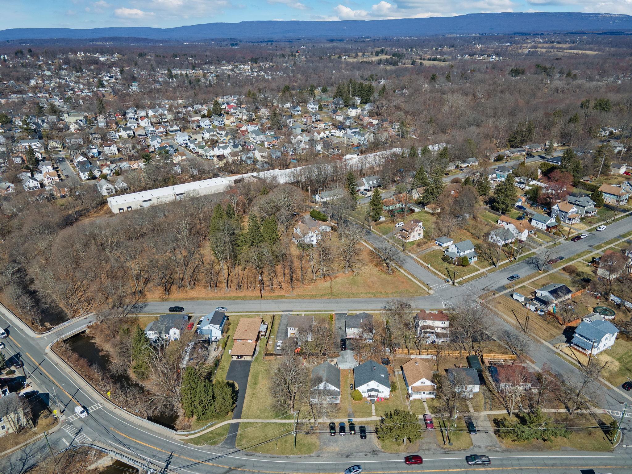 Single Family Main  Orange County, NY 12586, MLS-841405-27