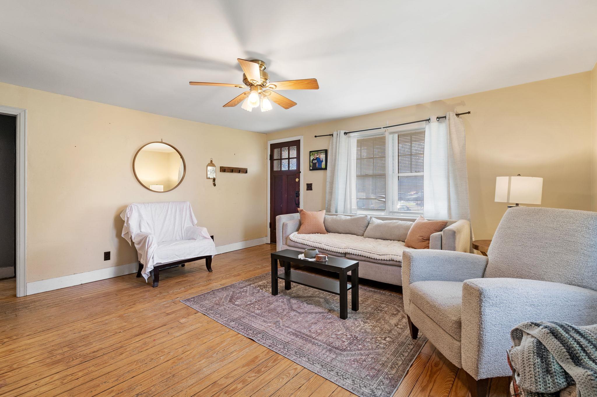 Single Family Main  Orange County, NY 12586, MLS-841405-8