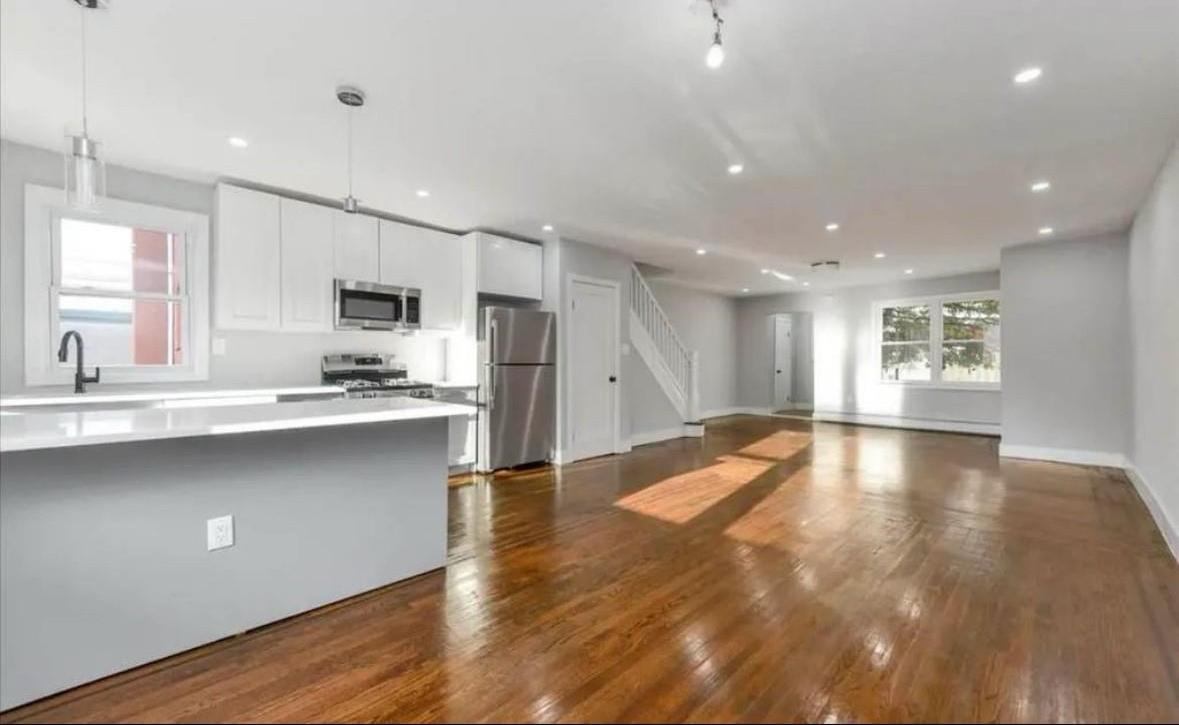 Single Family Mazeau  Queens, NY 11378, MLS-841408-2